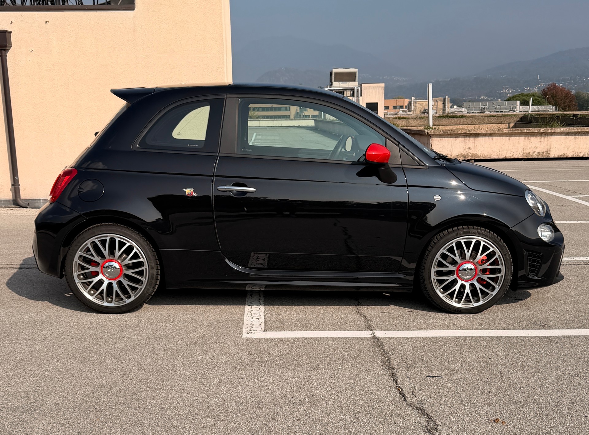 FIAT 595 1.4 16V Turbo Abarth F595-image-7