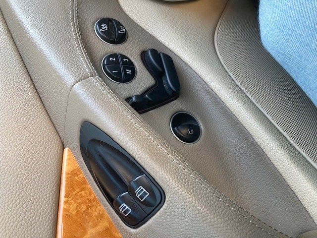 MERCEDES-BENZ SL 500 Automatic-image-13
