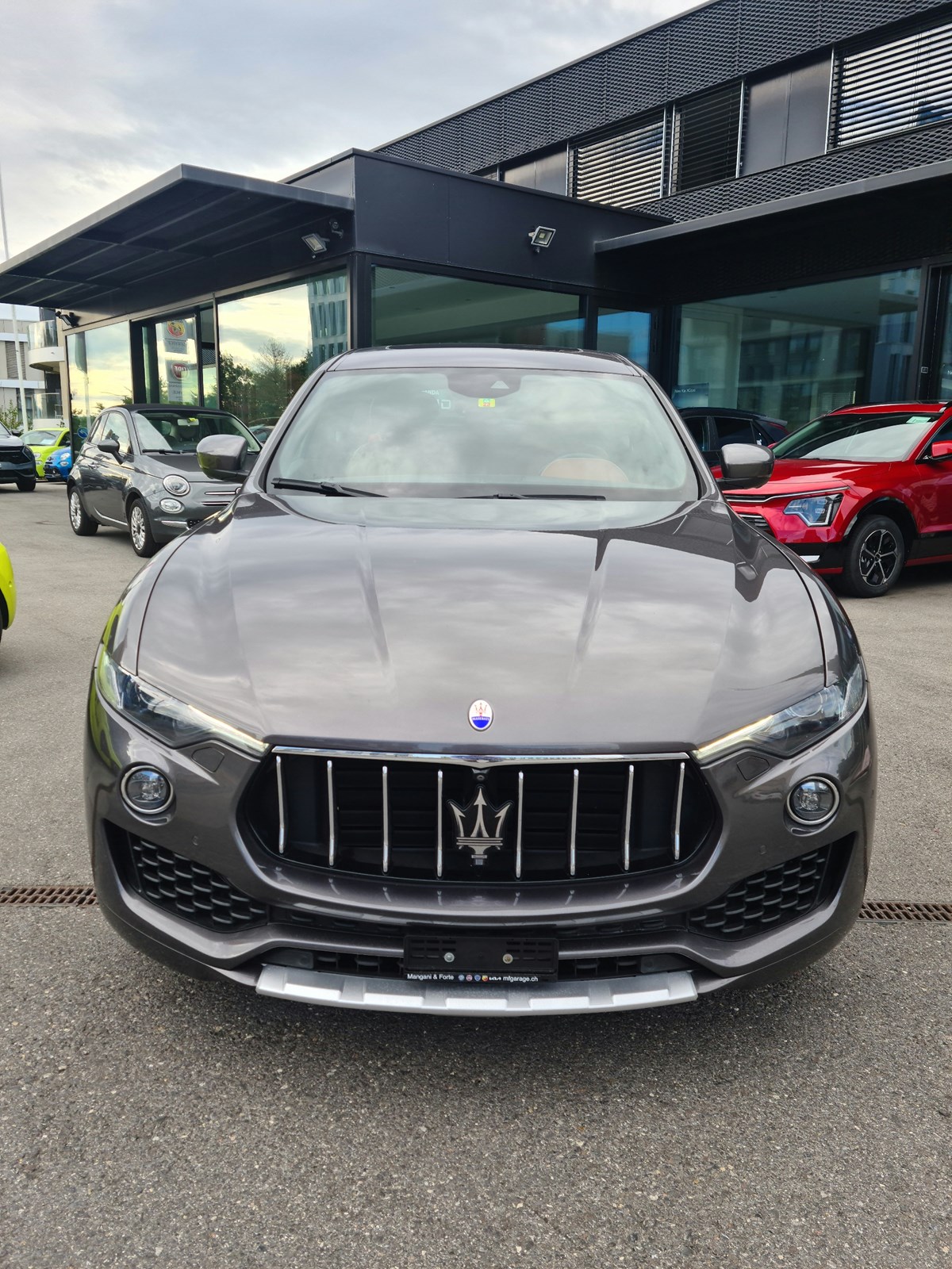 MASERATI Levante S 3.0 V6 Automatica-image-3