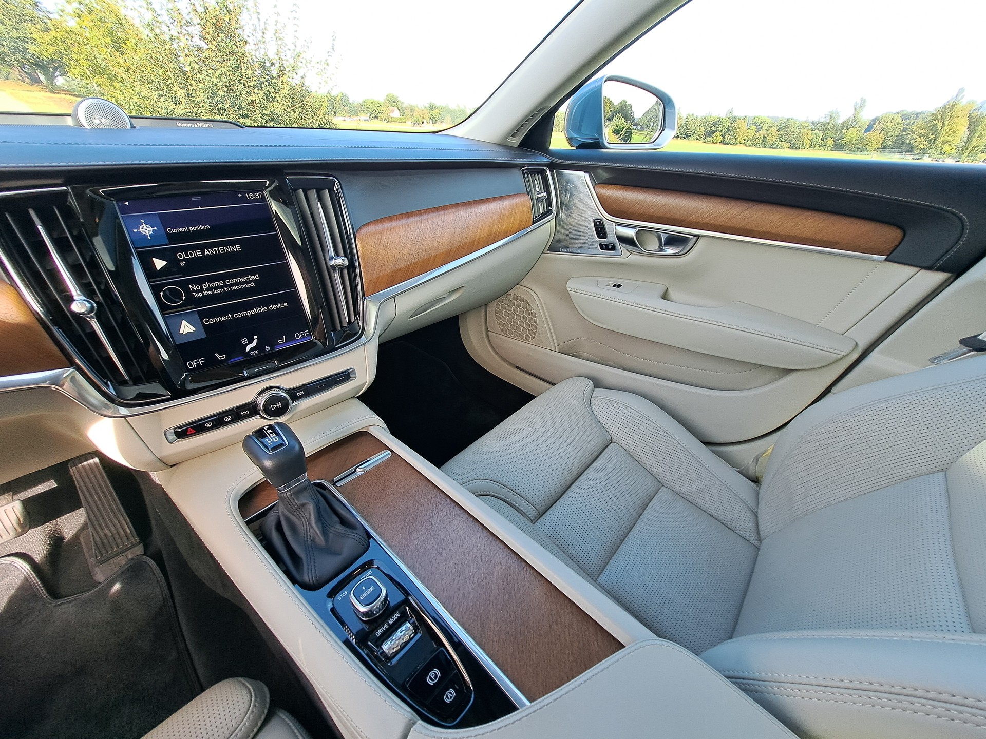 VOLVO S90 T6 AWD Inscription Geartronic-image-11