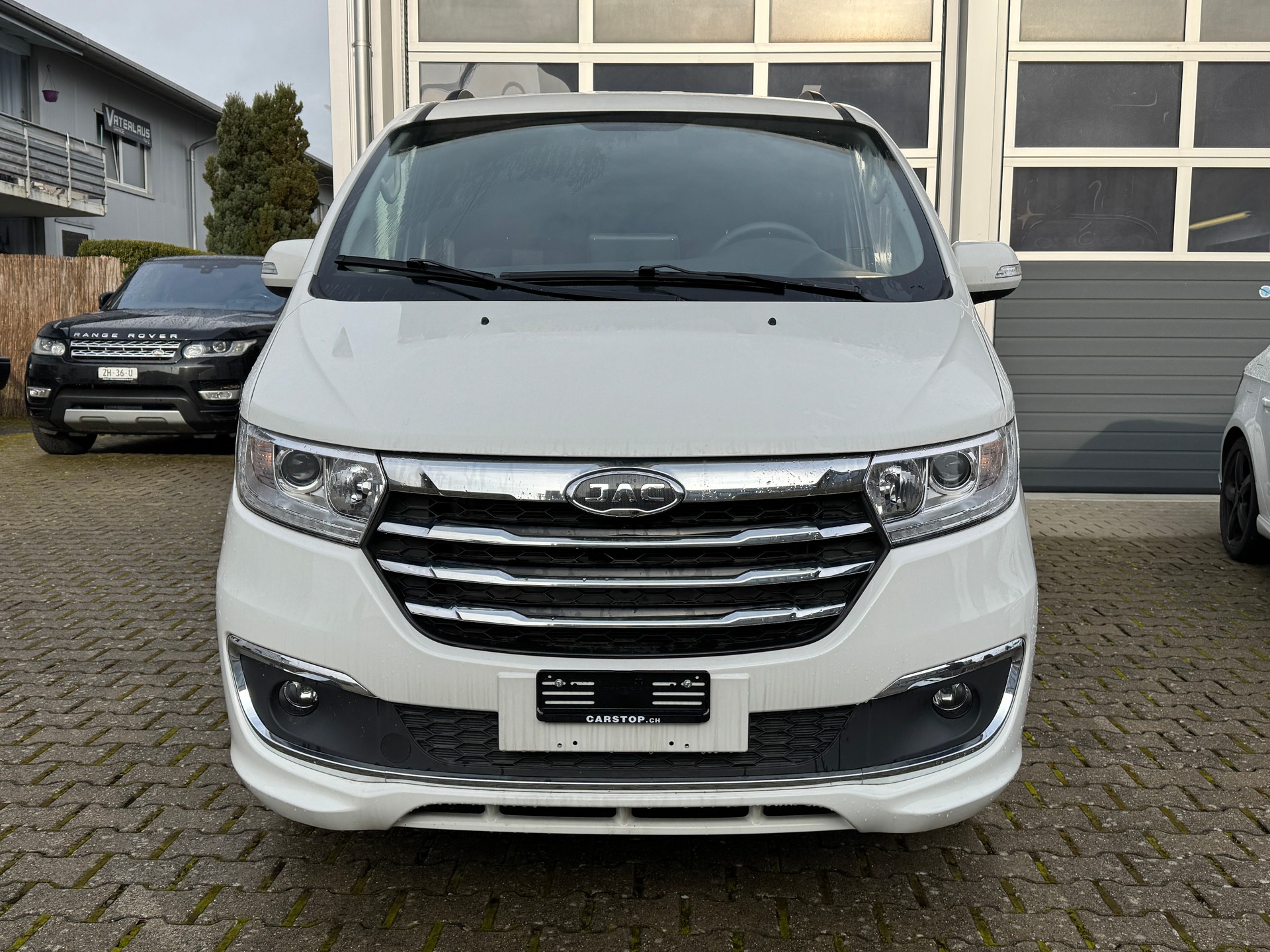 JAC M3ev-image-2