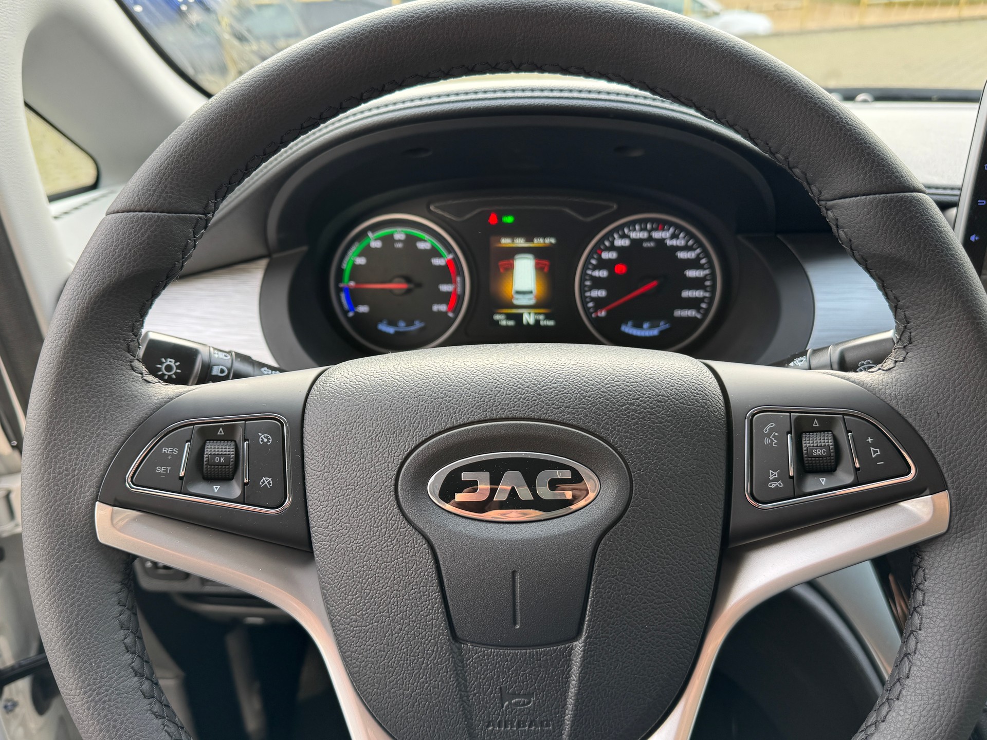 JAC M3ev-image-13