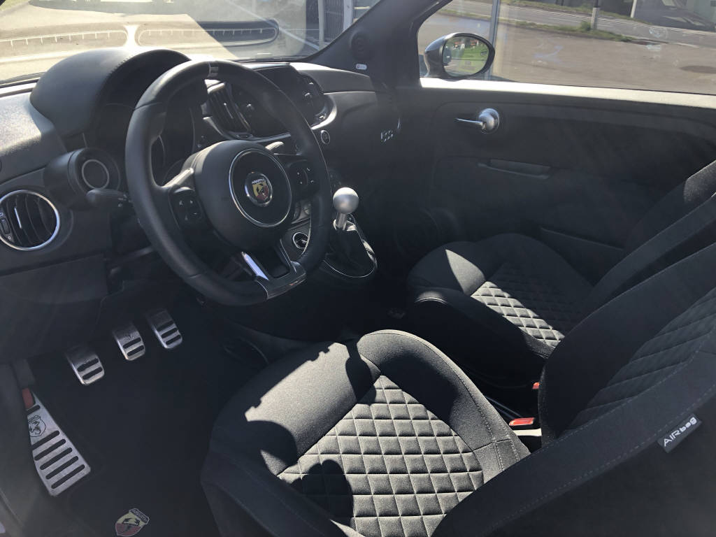 FIAT 595 Abarth 1.4 T-Jet 165 F595-image-4