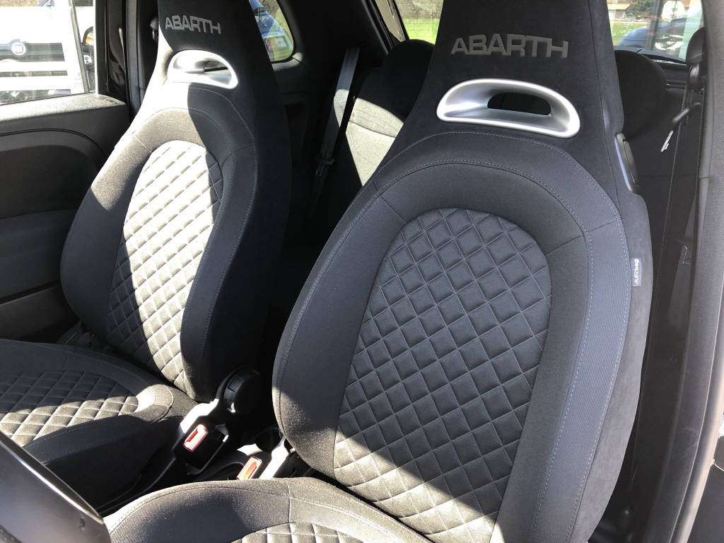 FIAT 595 Abarth 1.4 T-Jet 165 F595-image-6