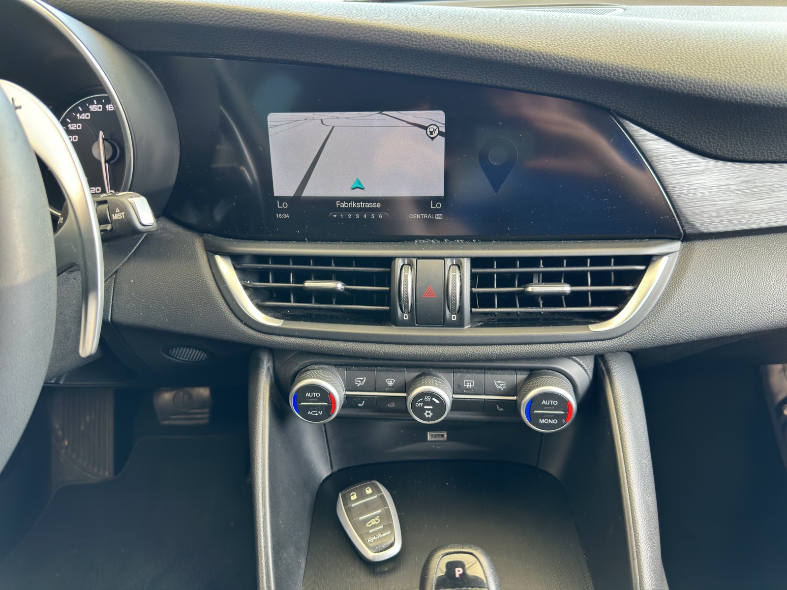 ALFA ROMEO Giulia 2.0 Super Automatic-image-10