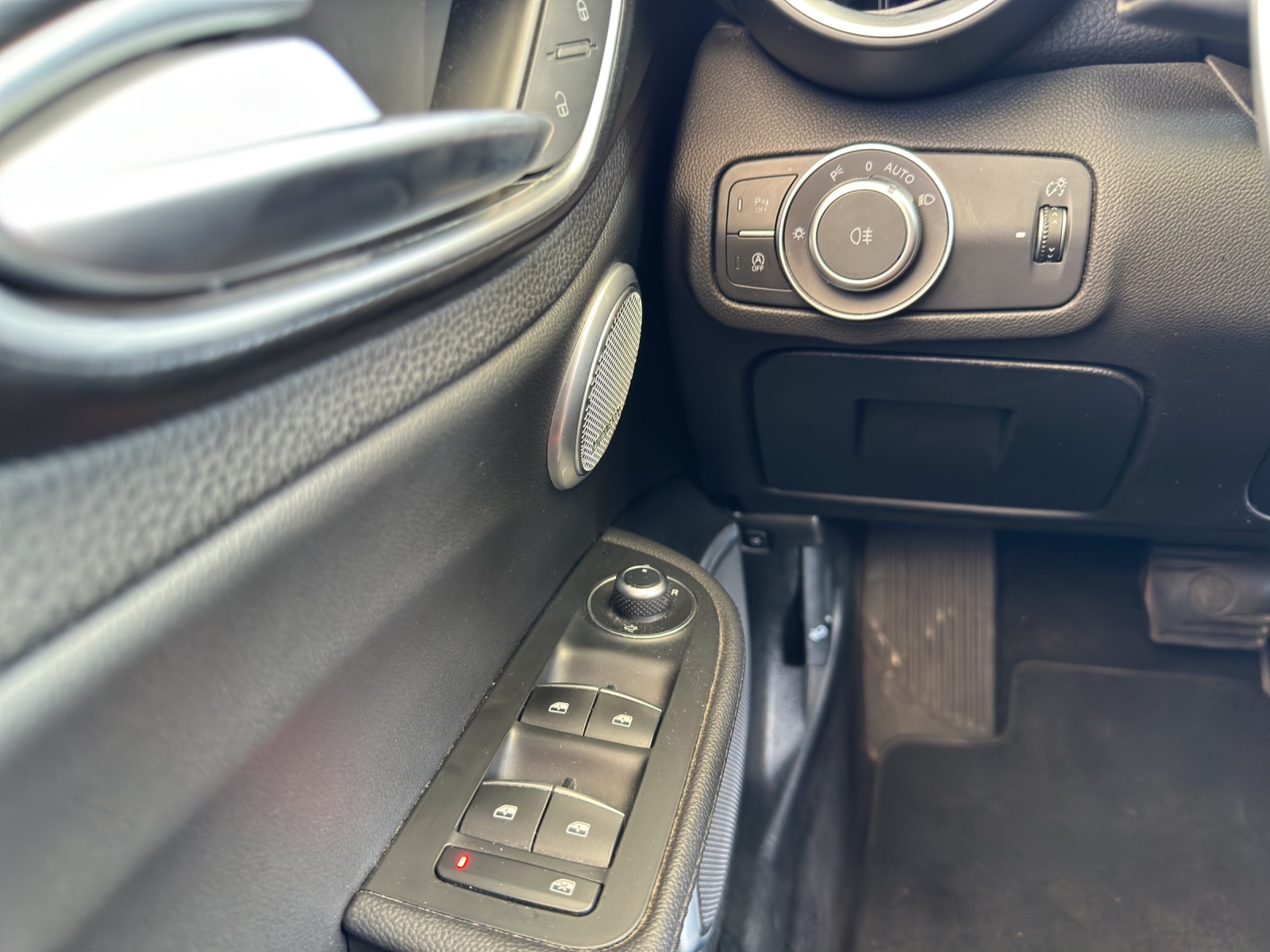 ALFA ROMEO Giulia 2.0 Super Automatic-image-13