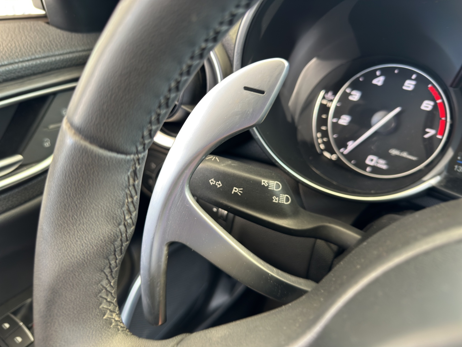 ALFA ROMEO Giulia 2.0 Super Automatic-image-15