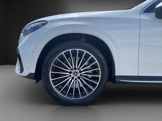 MERCEDES-BENZ GLC 300 de 4M 9G-Tronic-image-6