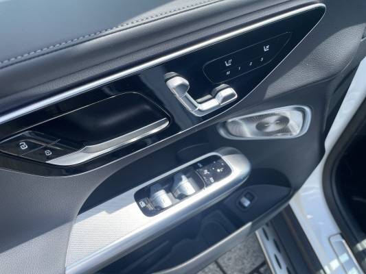 MERCEDES-BENZ GLC 300 de 4M 9G-Tronic-image-9