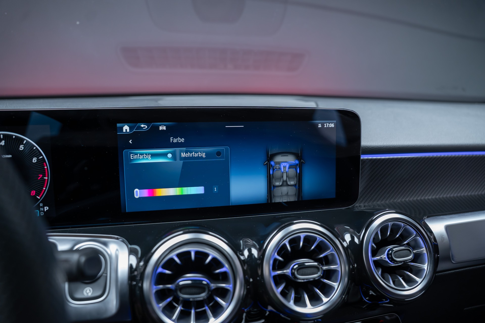 MERCEDES-BENZ GLB 250 AMG Line 4matic / Facelift / Rückfahrkamera / Ambientebeleuchtung-image-35