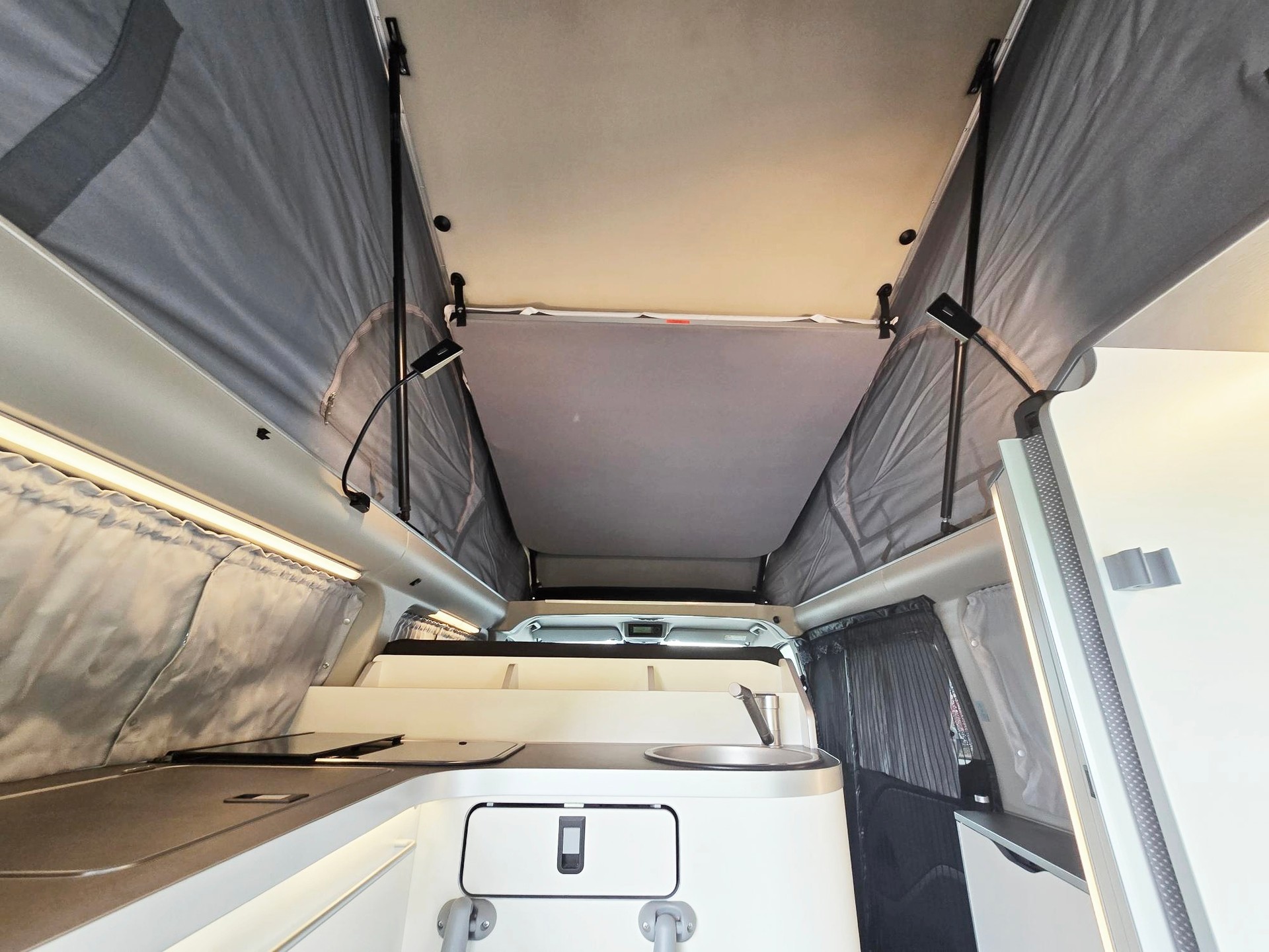 FORD TRANSIT CUSTOM NUGGET PLUS WESTFALIA AUFSTELLDACH 2,0 TDCI DIESEL AUTOMAT-image-11