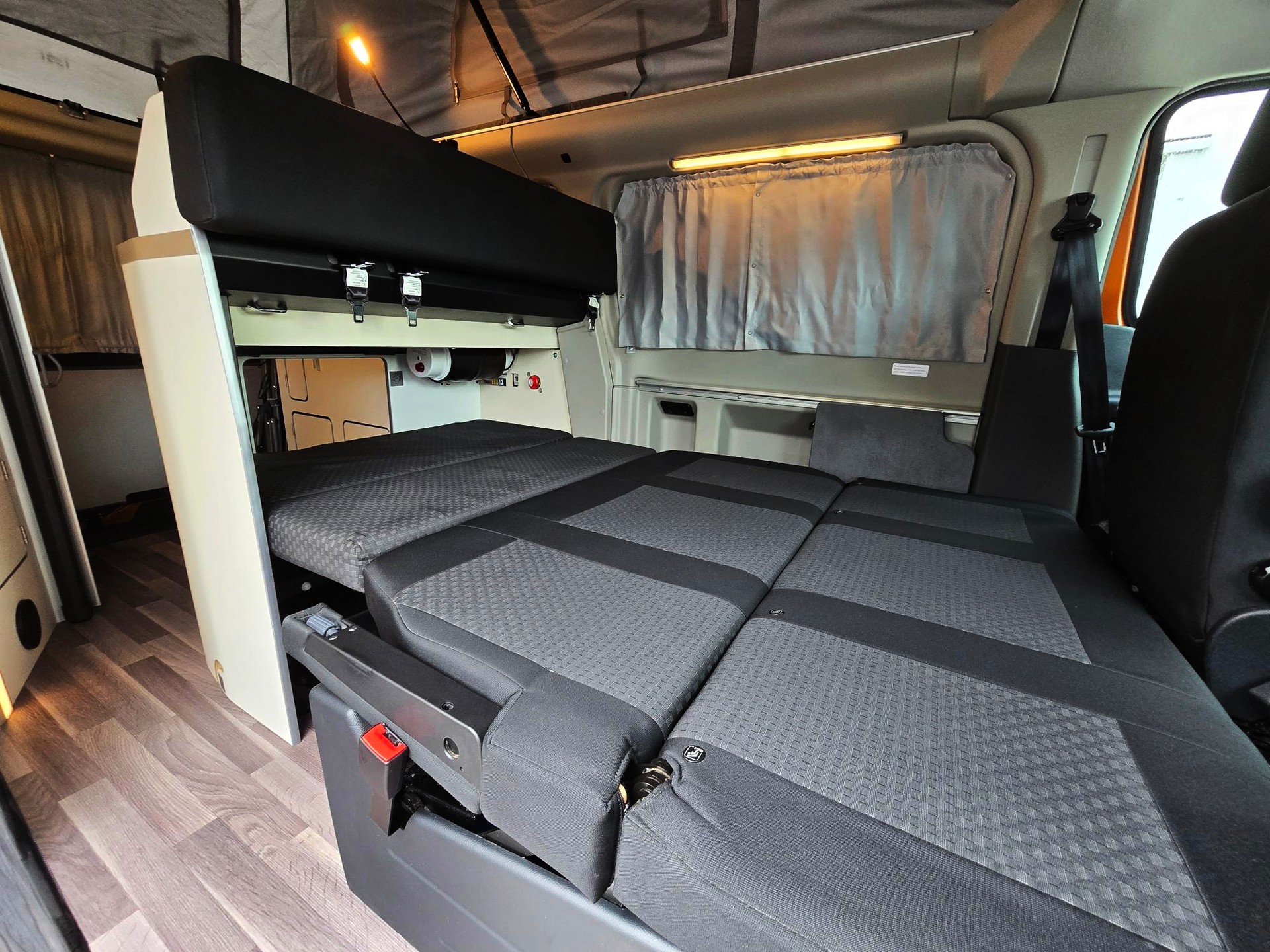 FORD TRANSIT CUSTOM NUGGET PLUS WESTFALIA AUFSTELLDACH 2,0 TDCI DIESEL AUTOMAT-image-8