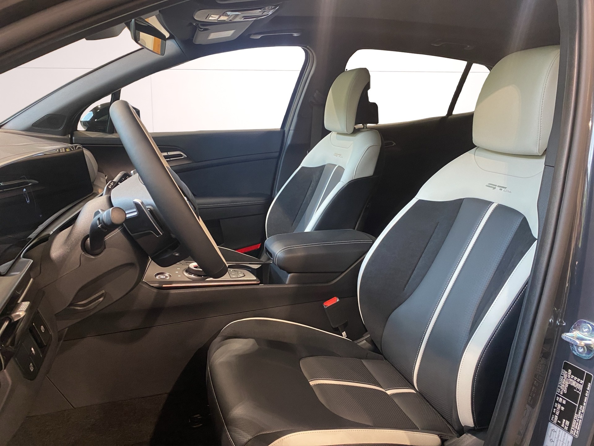 KIA GT Line-image-10