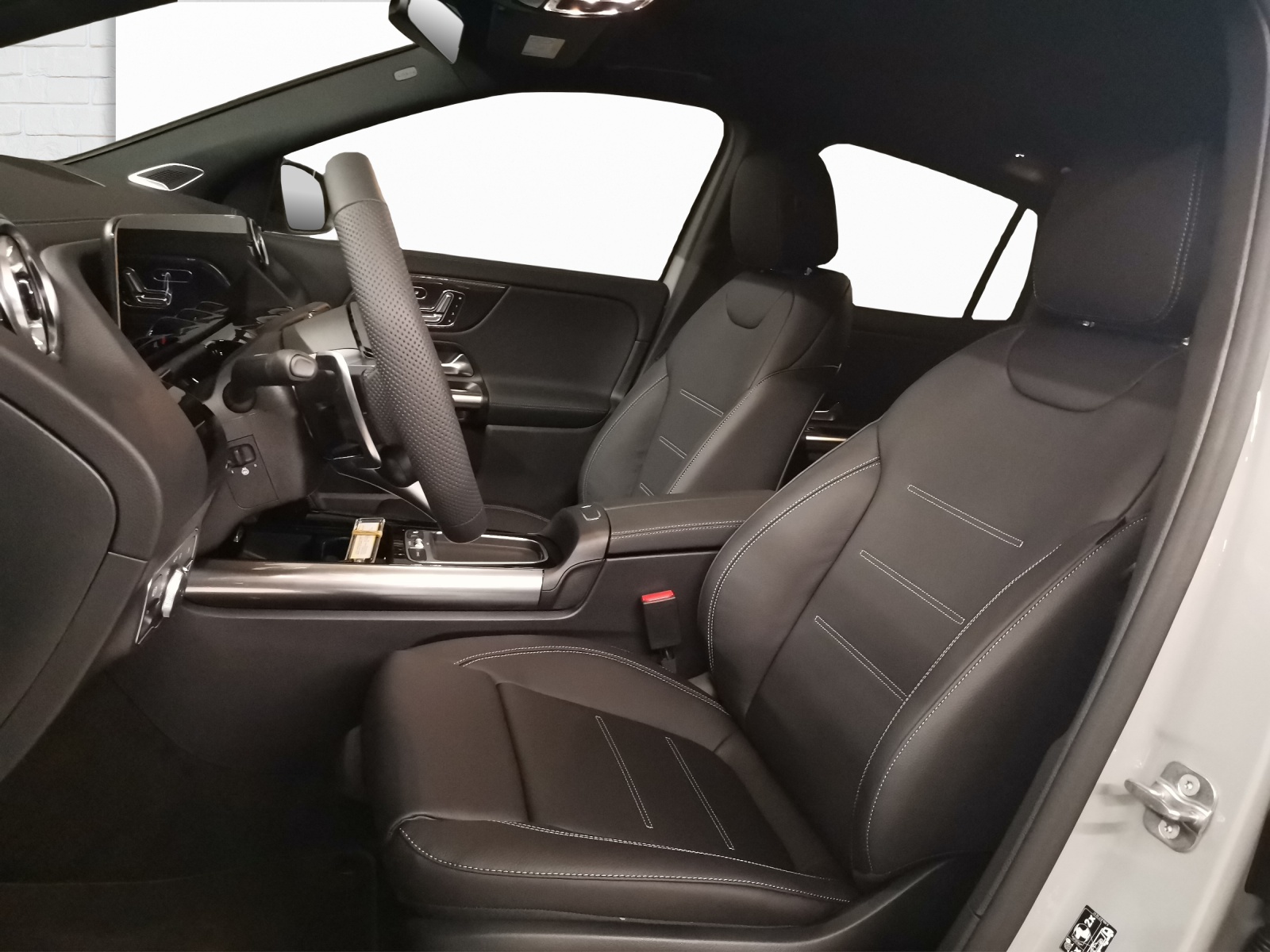 MERCEDES-BENZ AMG GLA 35 4Matic-image-6