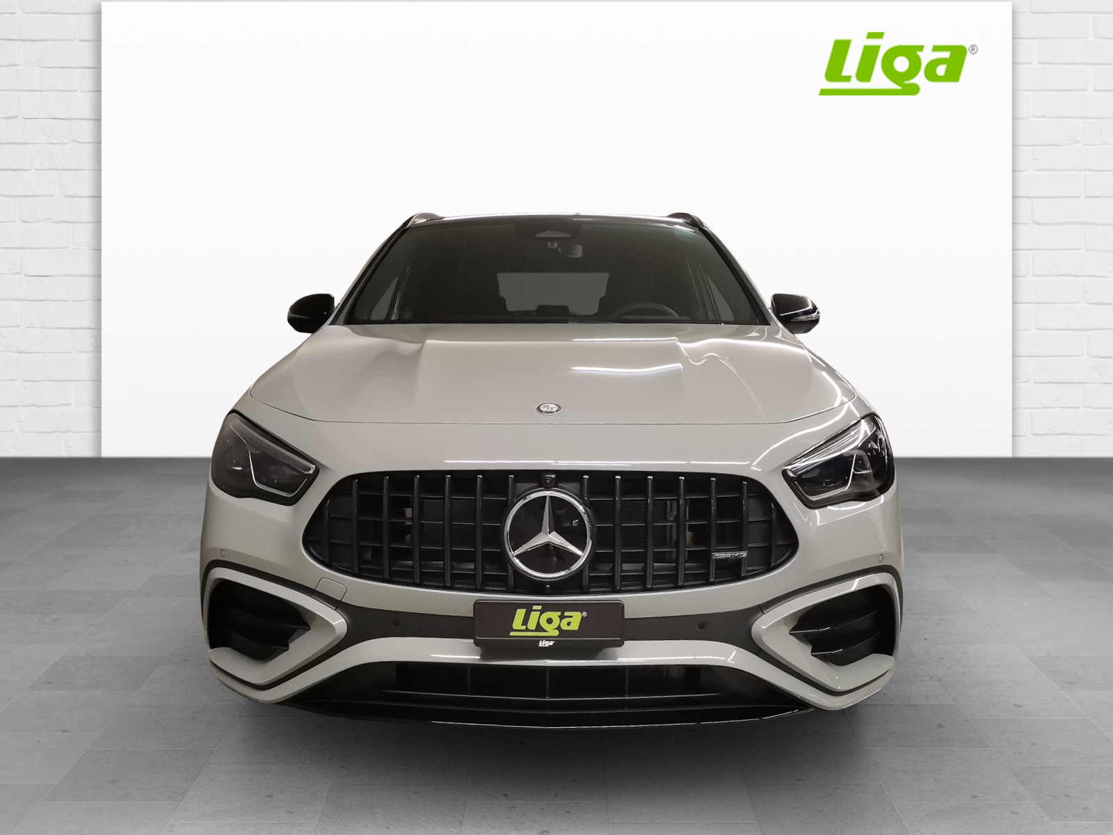 MERCEDES-BENZ AMG GLA 35 4Matic-image-2