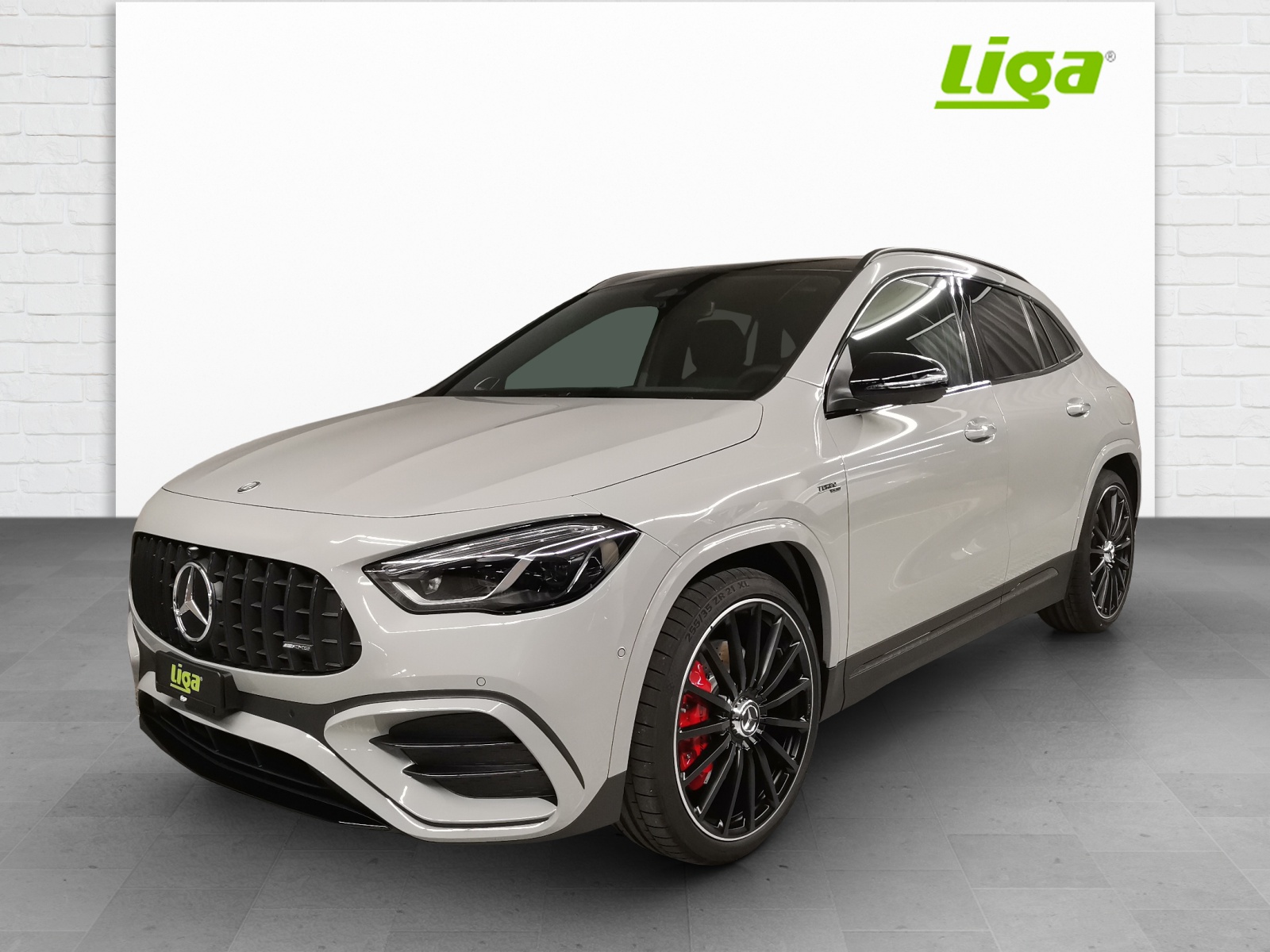 MERCEDES-BENZ AMG GLA 35 4Matic-image-1