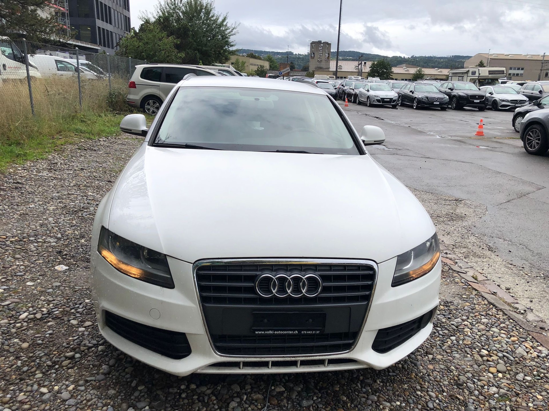 AUDI A4 Avant 1.8 TFSI multitronic-image-0
