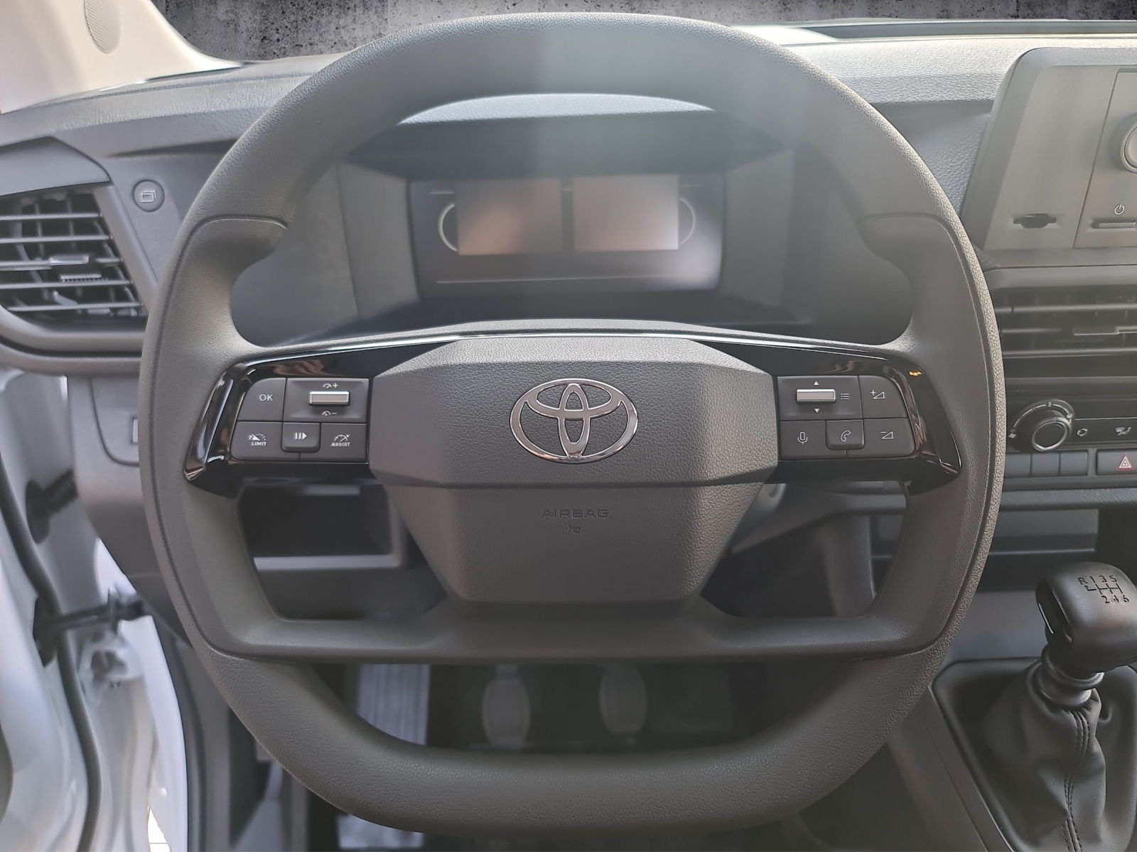 TOYOTA Proace 2.0D Plattform Medium-image-5