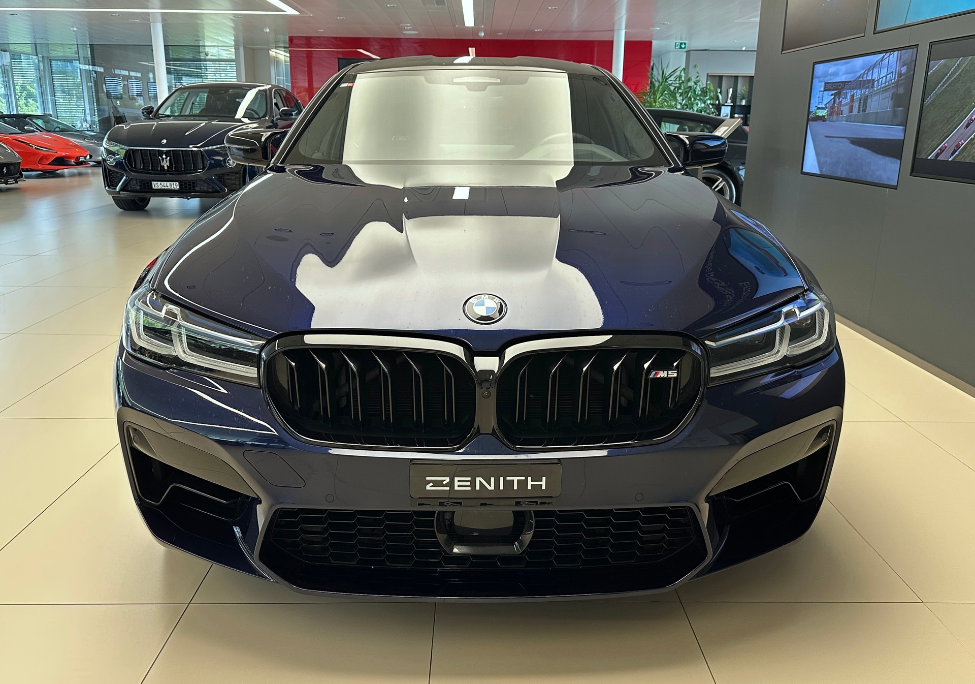 BMW M5 xDrive Drivelogic-image-1