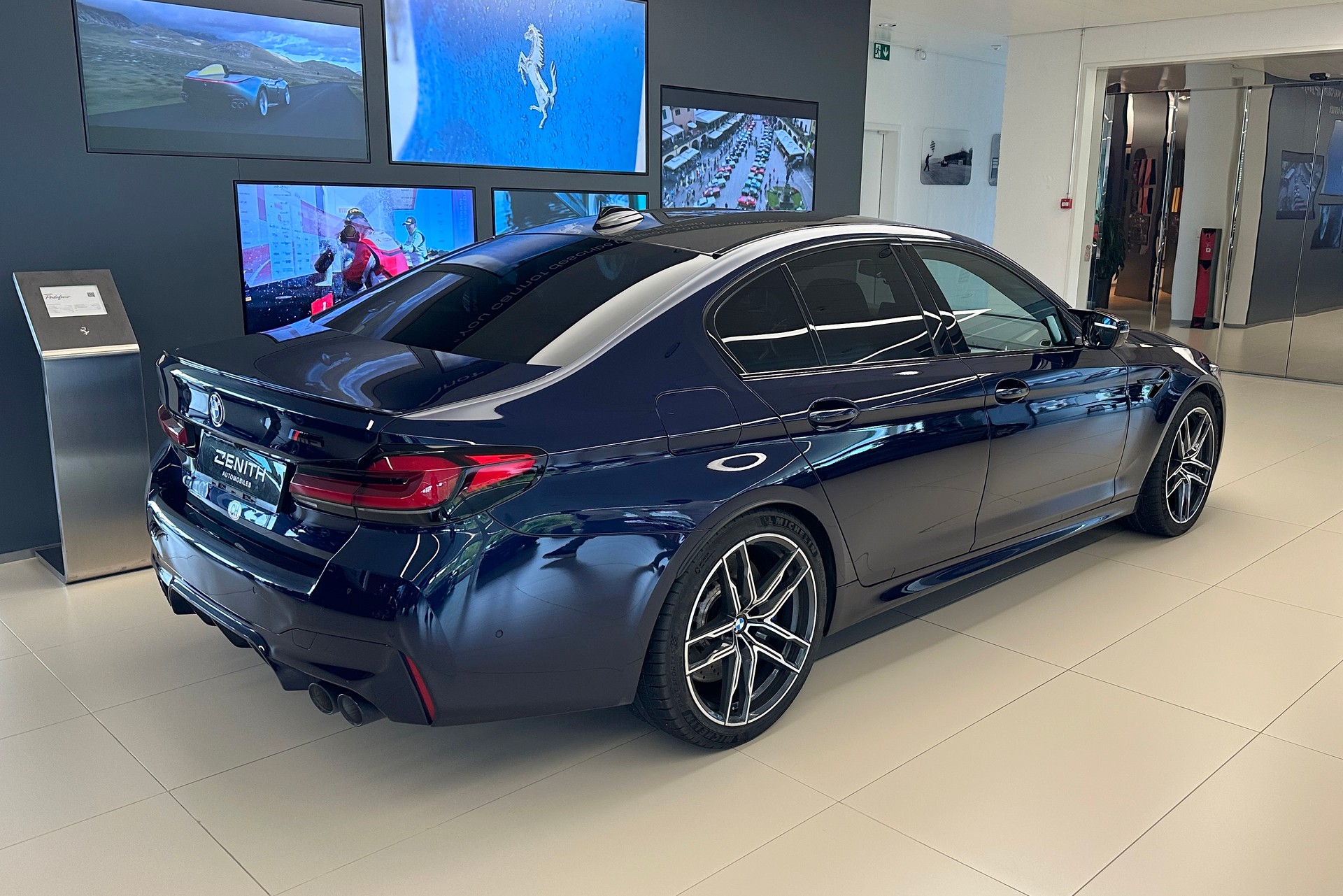 BMW M5 xDrive Drivelogic-image-4
