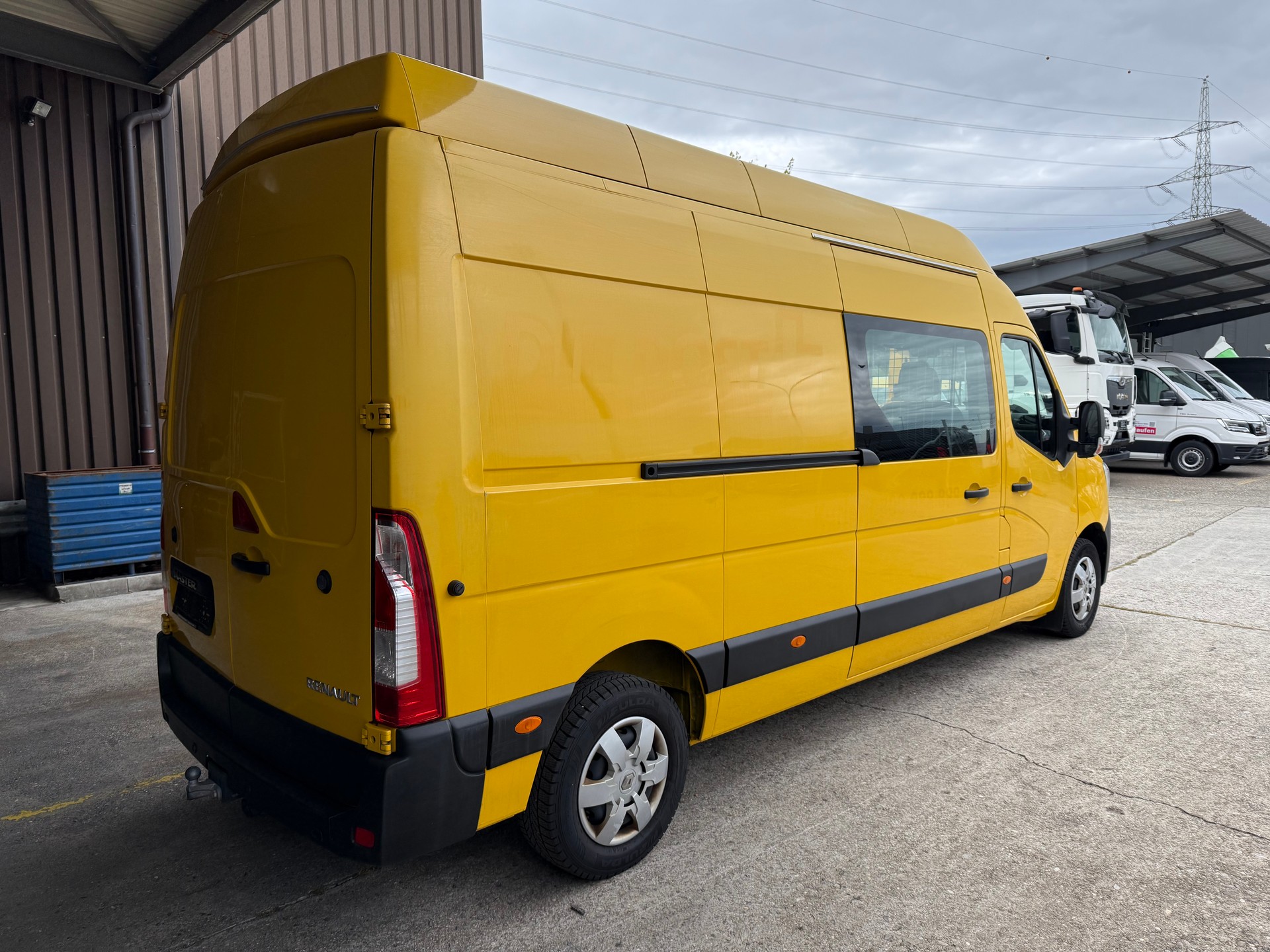 RENAULT Master T35 2.3dCi 135 L3H3-image-2