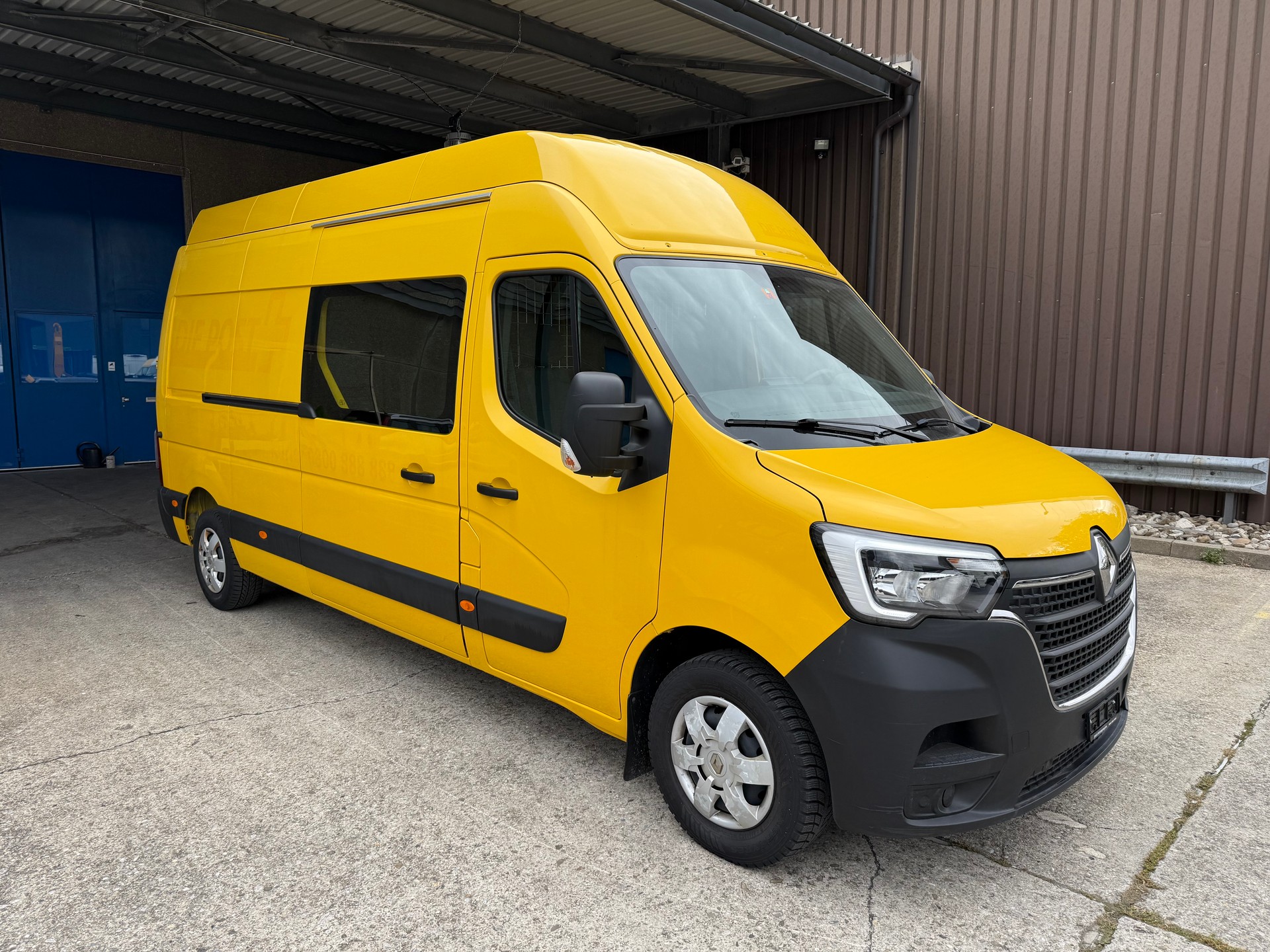 RENAULT Master T35 2.3dCi 135 L3H3-image-1