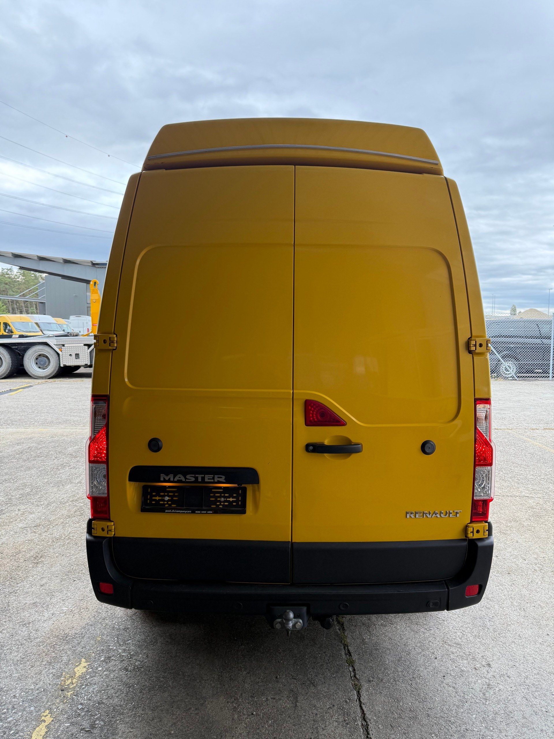 RENAULT Master T35 2.3dCi 135 L3H3-image-4