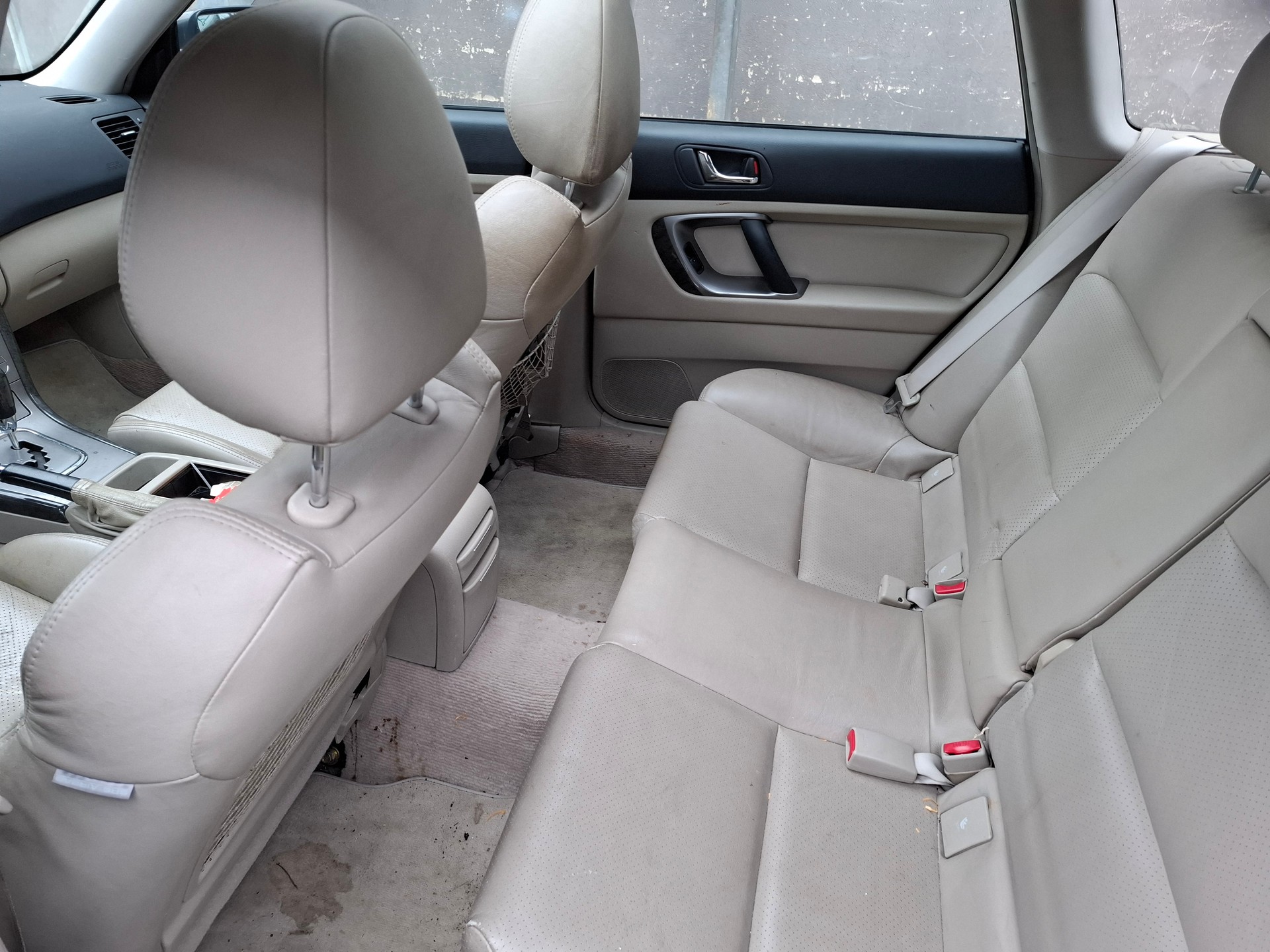 SUBARU Legacy 3.0R AWD Executive Automatic-image-6
