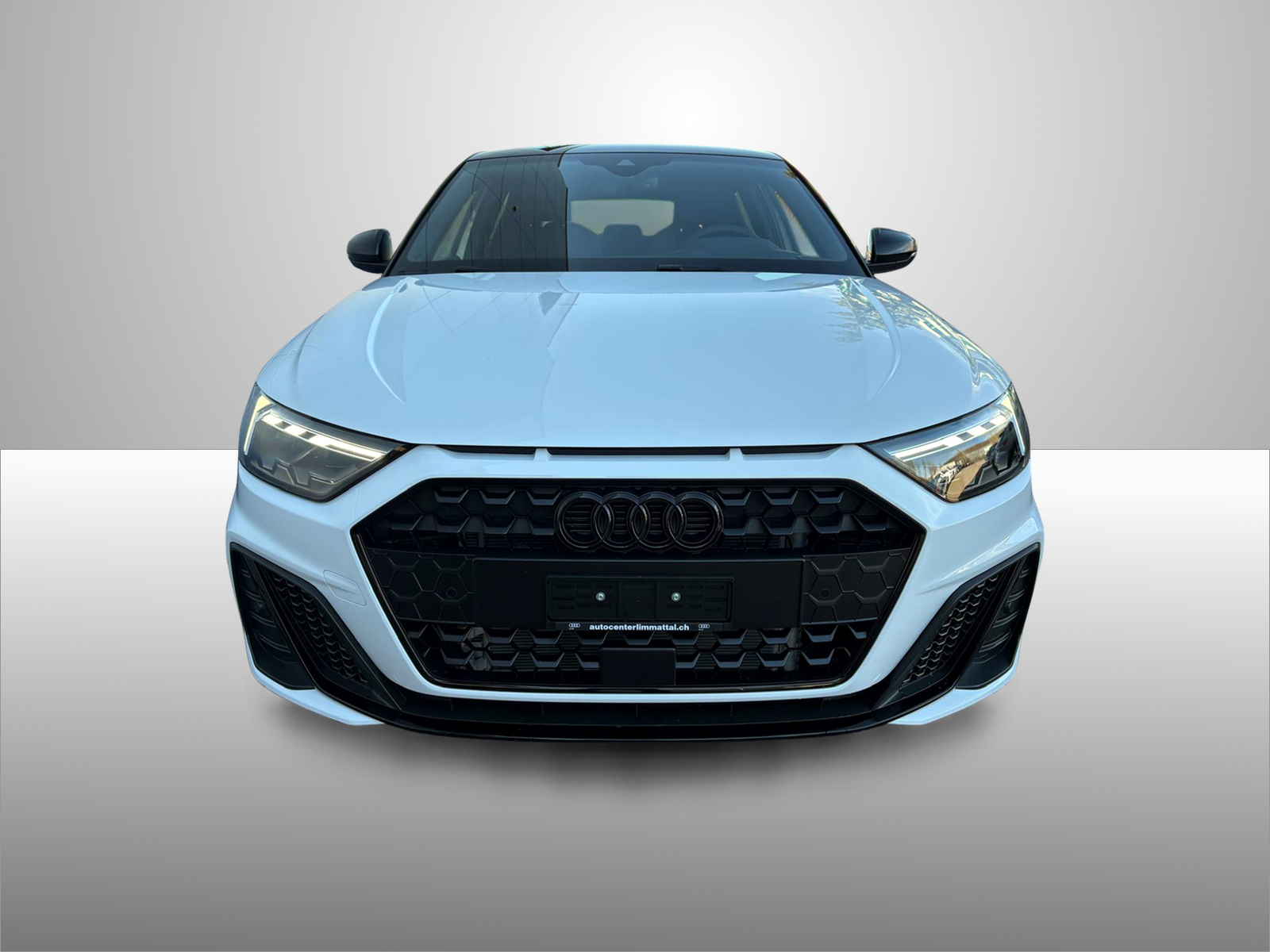 AUDI A1 Sportback 30 TFSI S Line Attraction S-tronic-image-1