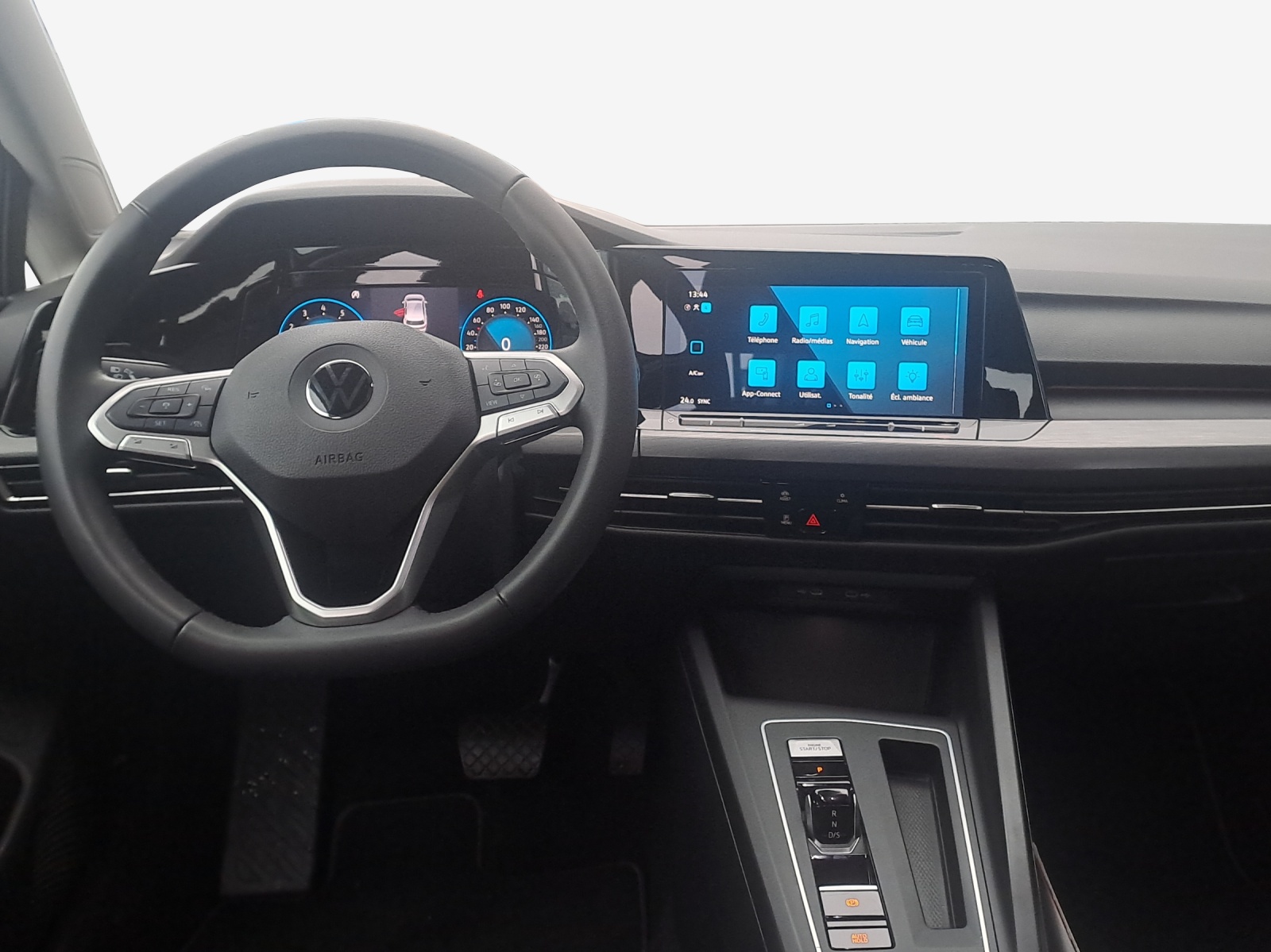 VW Golf 1.5 eTSI mHEV ACT Style DSG-image-8