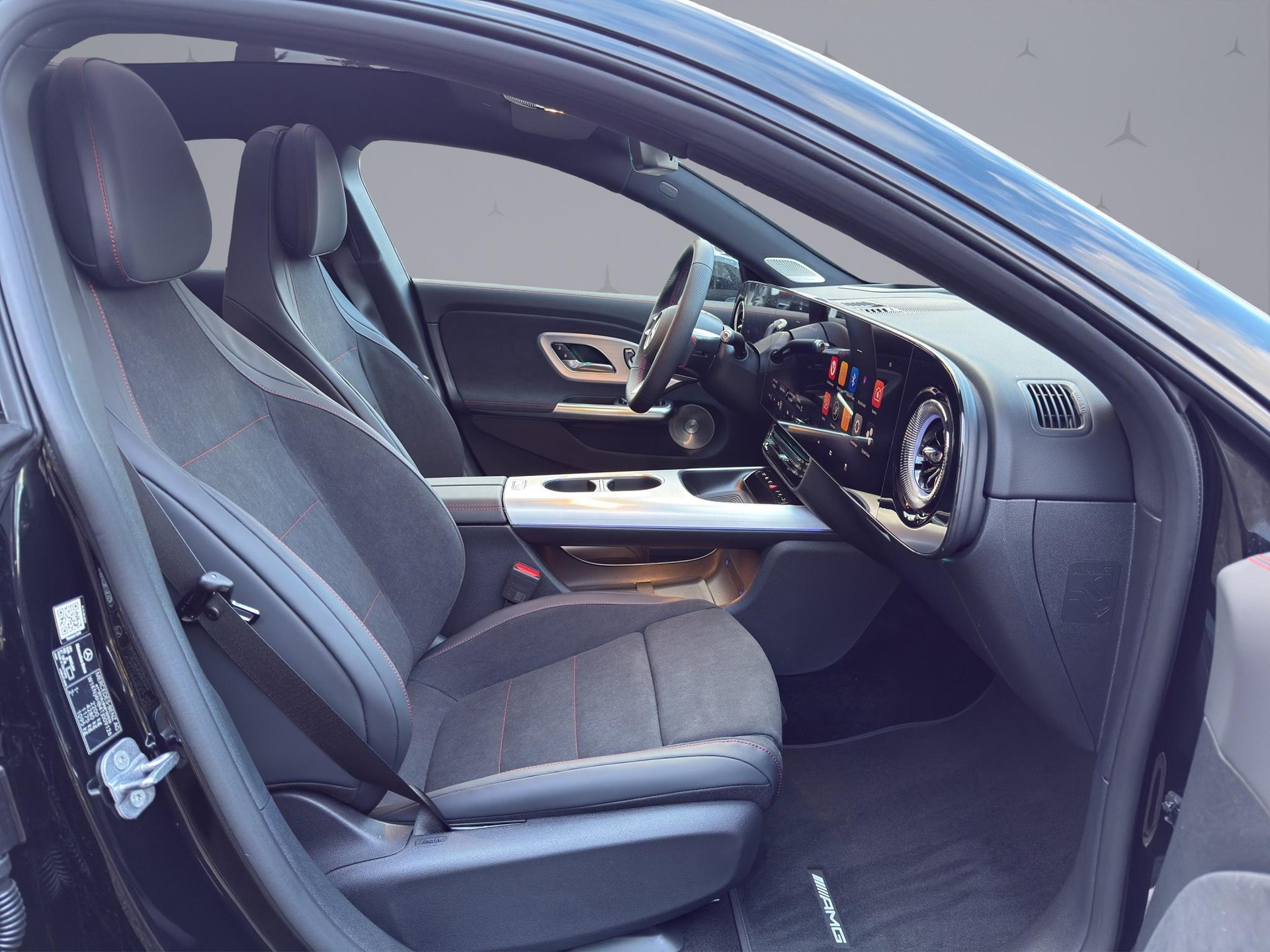 MERCEDES-BENZ CLA 220 AMG Line 4matic-image-16