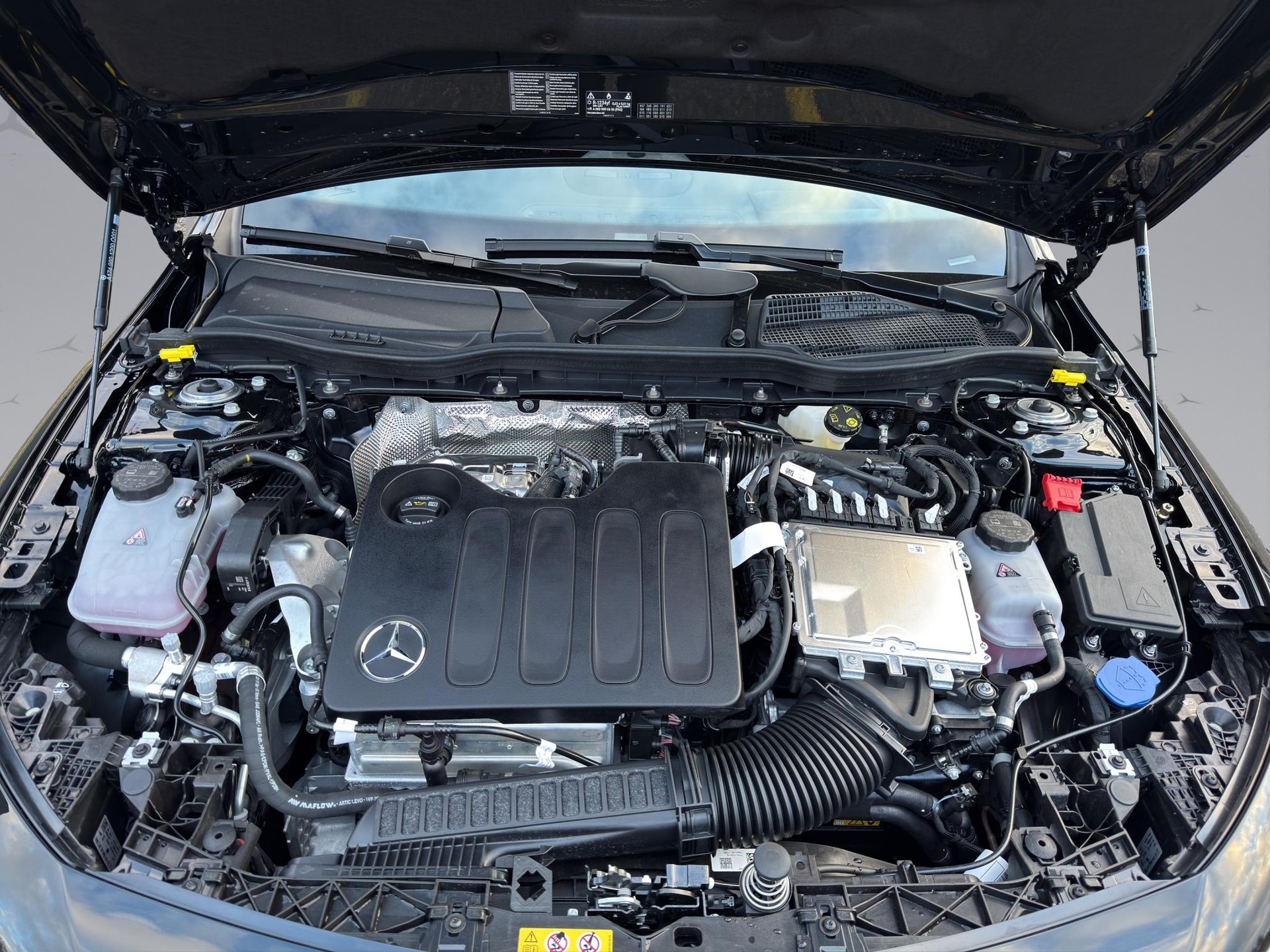 MERCEDES-BENZ CLA 220 AMG Line 4matic-image-19