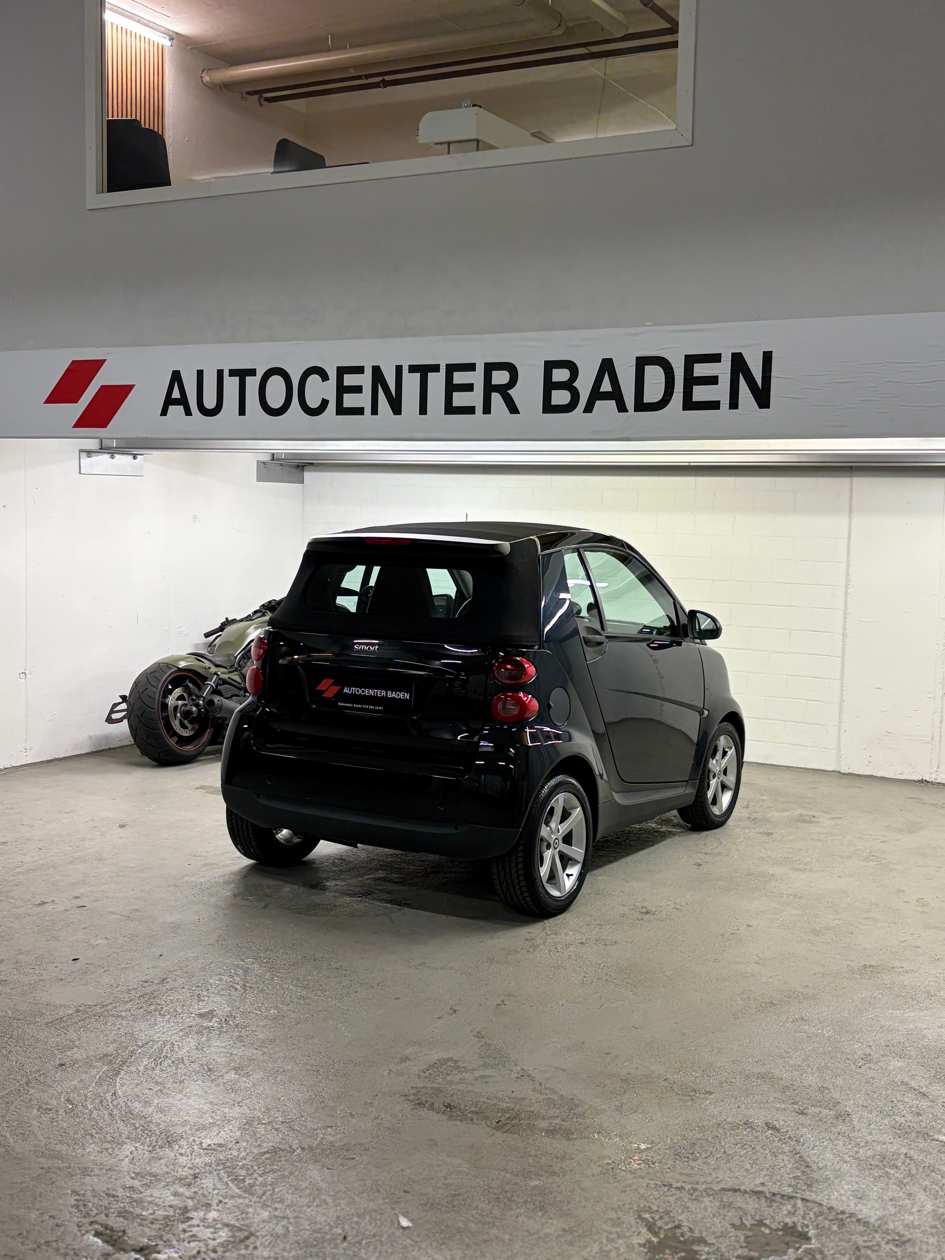SMART fortwo greystyle softouch-showroom-element-3