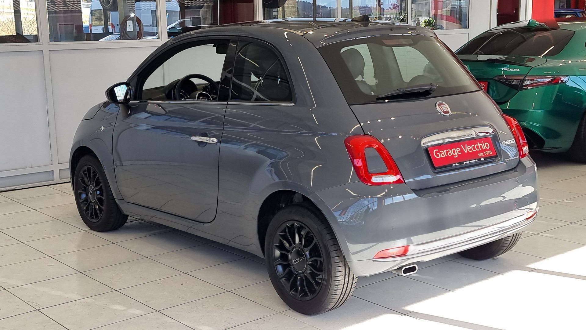 FIAT 500 1.0 Hybrid Star-showroom-element-3