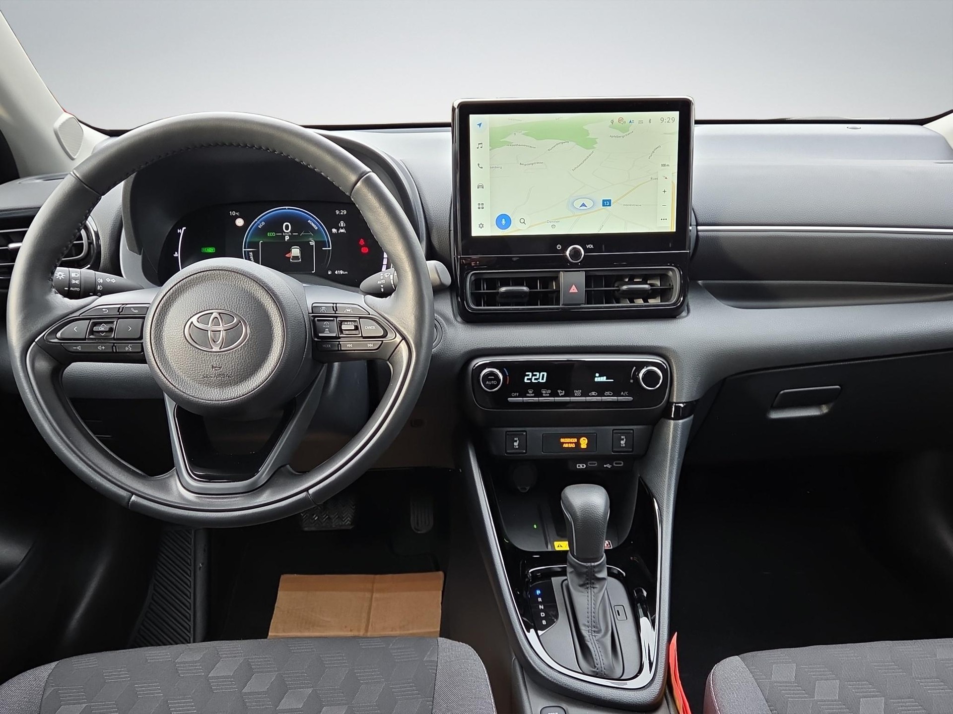 TOYOTA Yaris 1.5 VVT-i HSD Trend-image-11