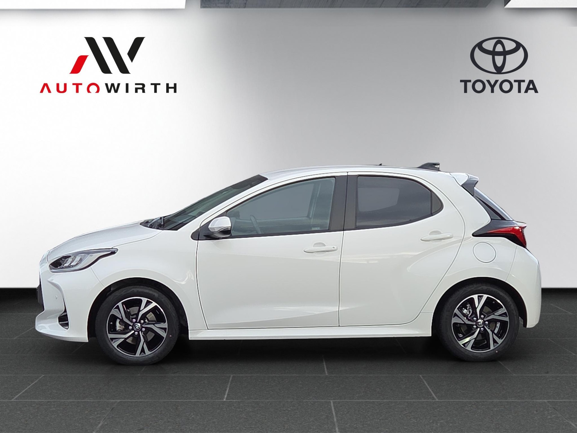 TOYOTA Yaris 1.5 VVT-i HSD Trend-image-7