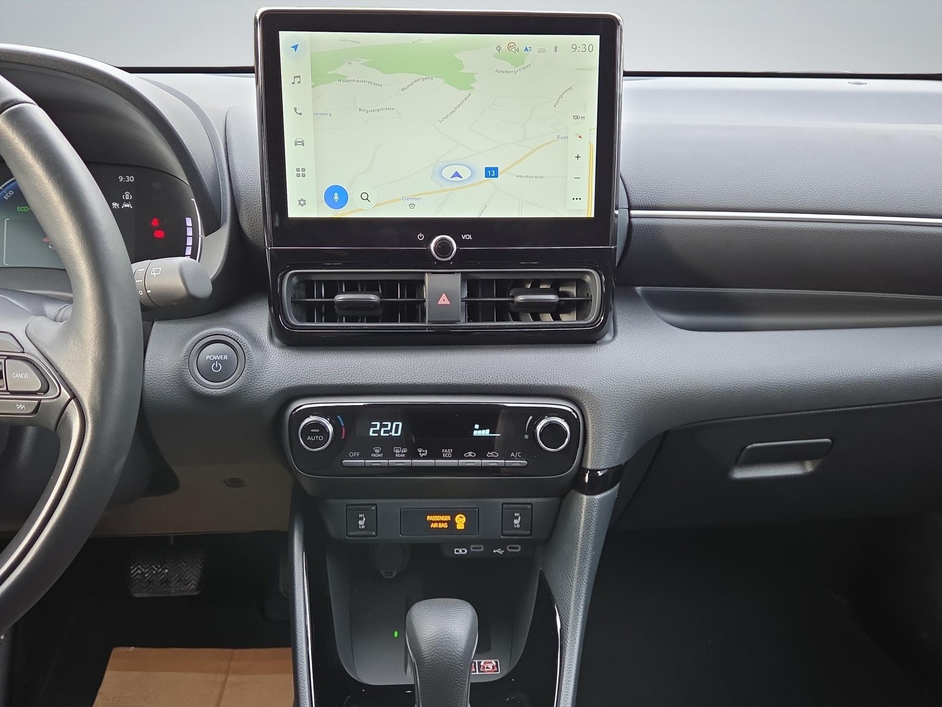 TOYOTA Yaris 1.5 VVT-i HSD Trend-image-12