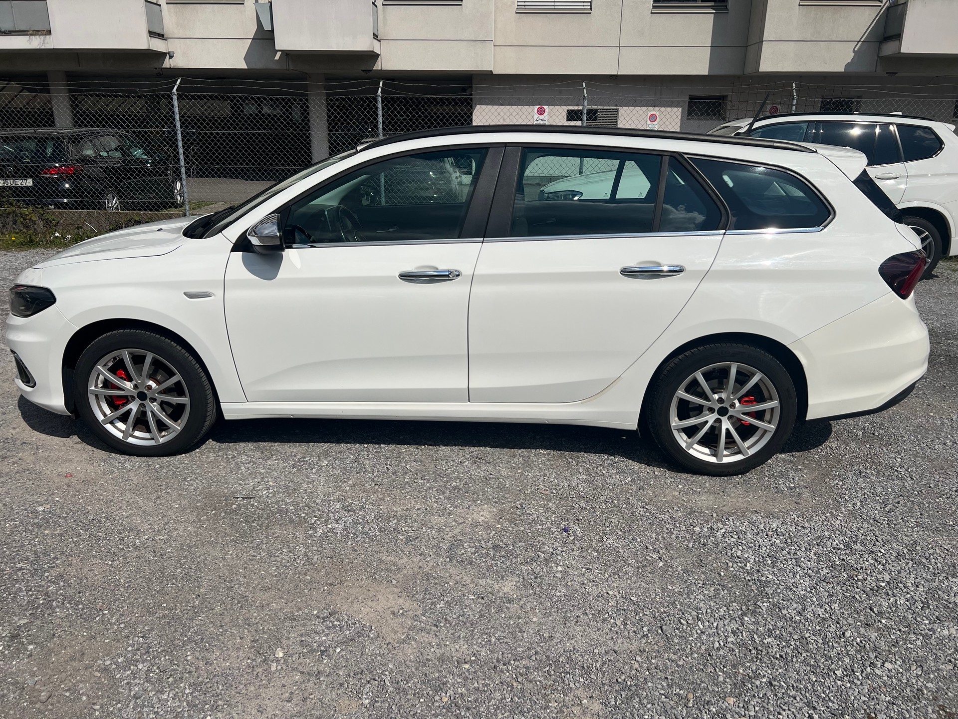 FIAT Tipo 1.6MJ Station Wagon Lounge DCT-image-7