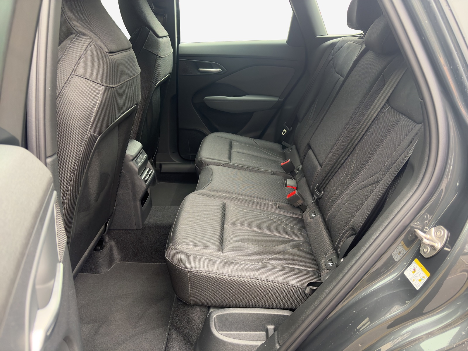 AUDI Q3 SUV 110 kW TFSI S tronic-image-11