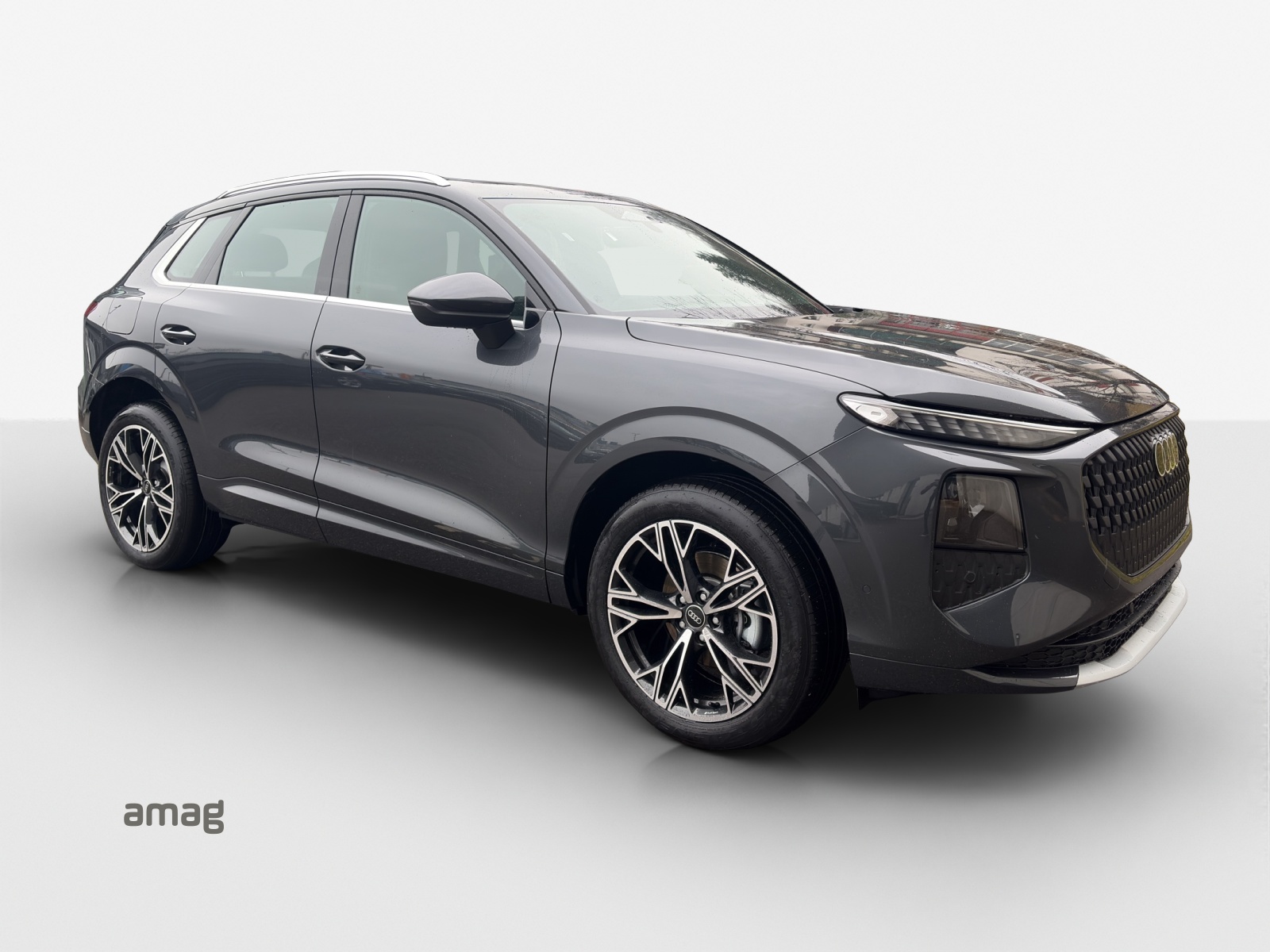 AUDI Q3 SUV 110 kW TFSI S tronic-image-5