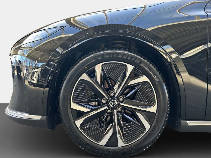 MAZDA 6e 80kWH/245 Takumi Plus Longe Range-image-8