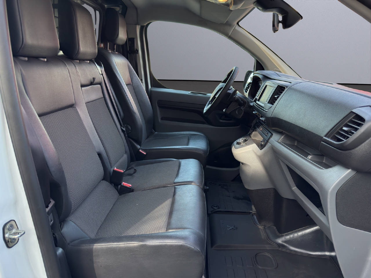 PEUGEOT Expert Kaw. Standard 2.0 BlueH-image-8