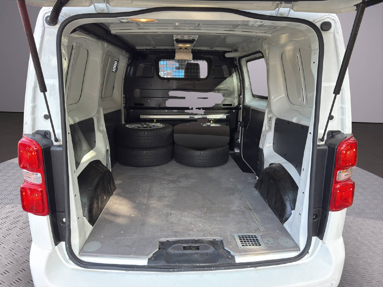 PEUGEOT Expert Kaw. Standard 2.0 BlueH-image-10