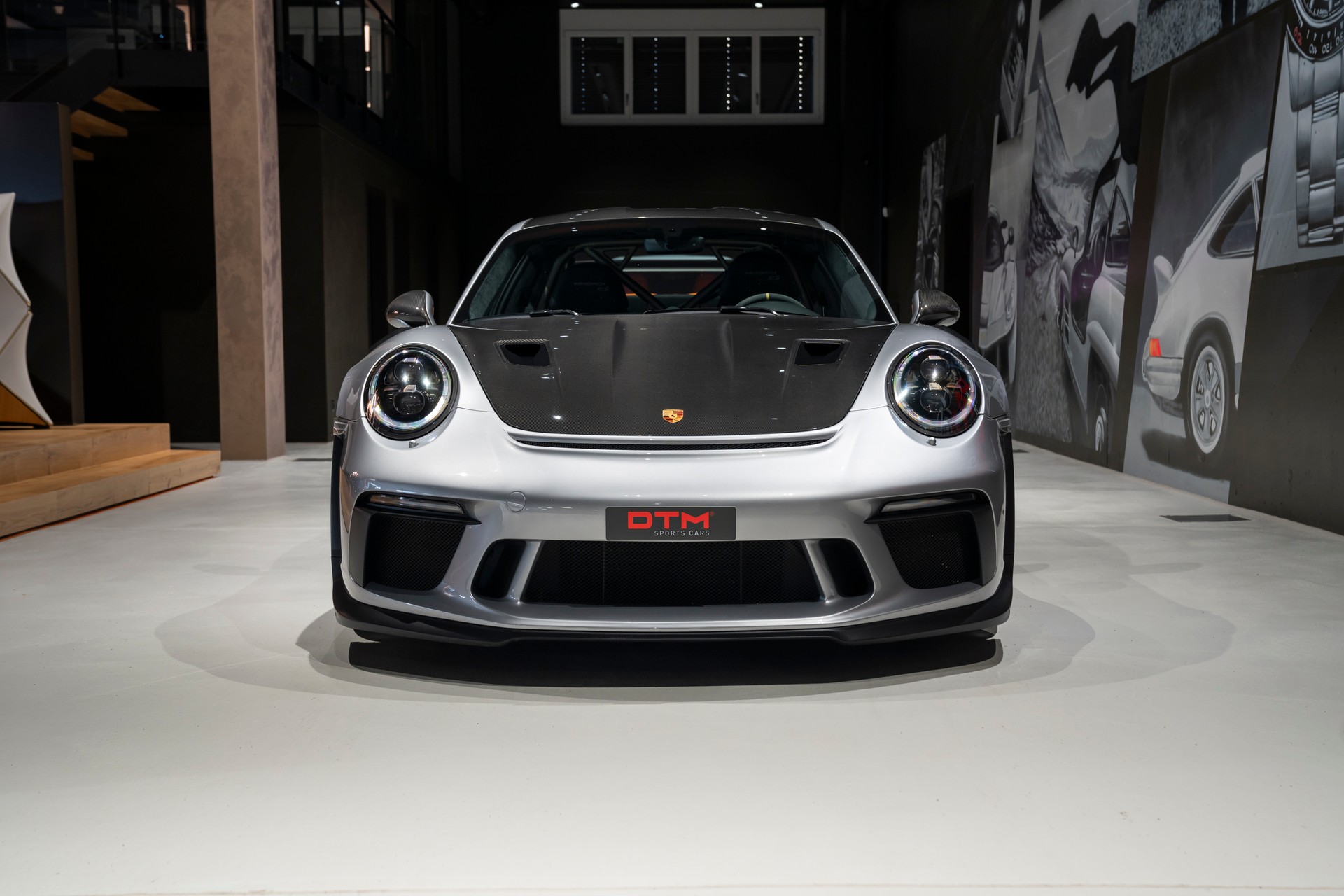 PORSCHE 911 GT3 RS PDK Weissach-showroom-element-1