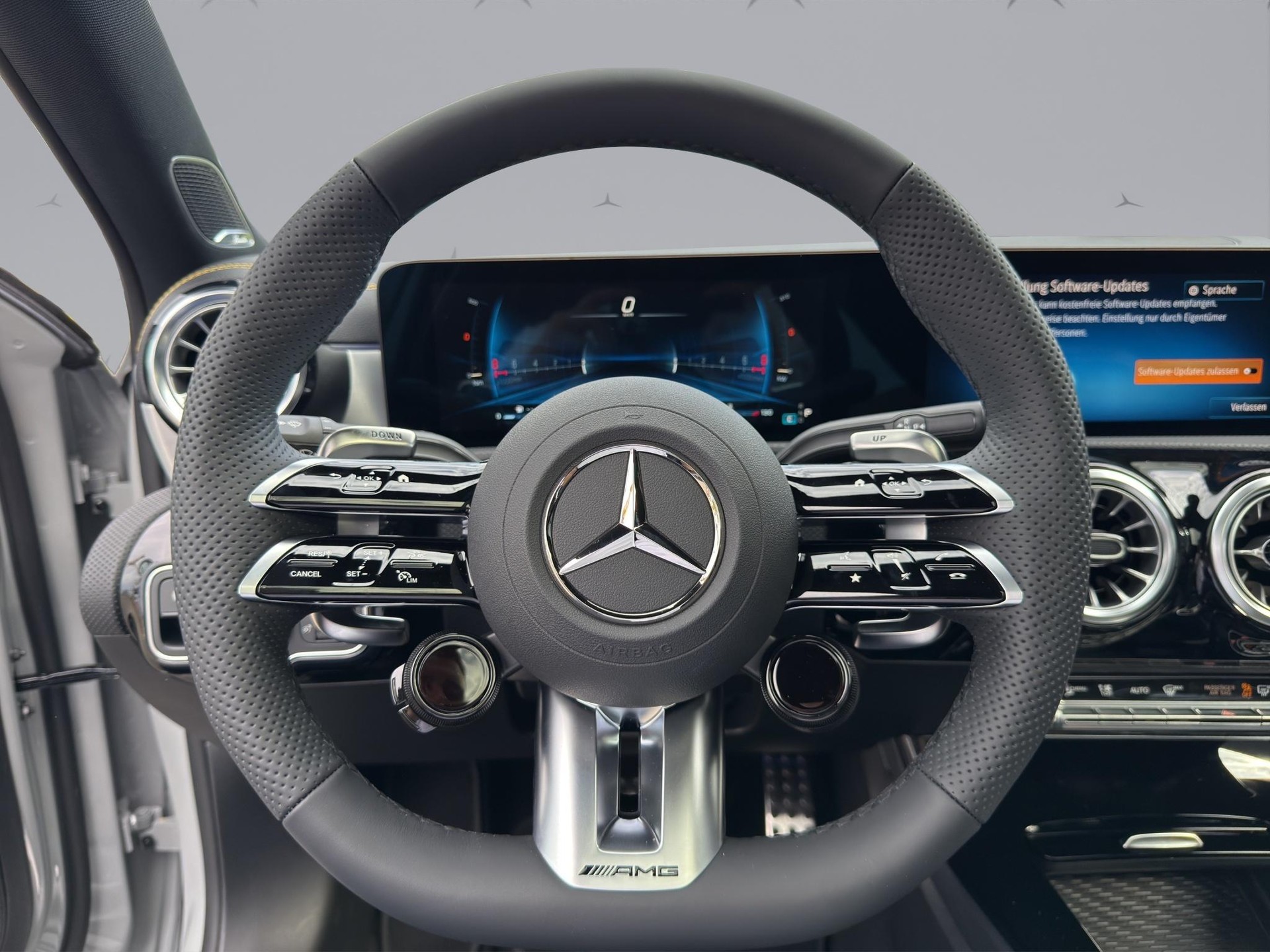 MERCEDES-BENZ A 45 S AMG 4matic+-image-24