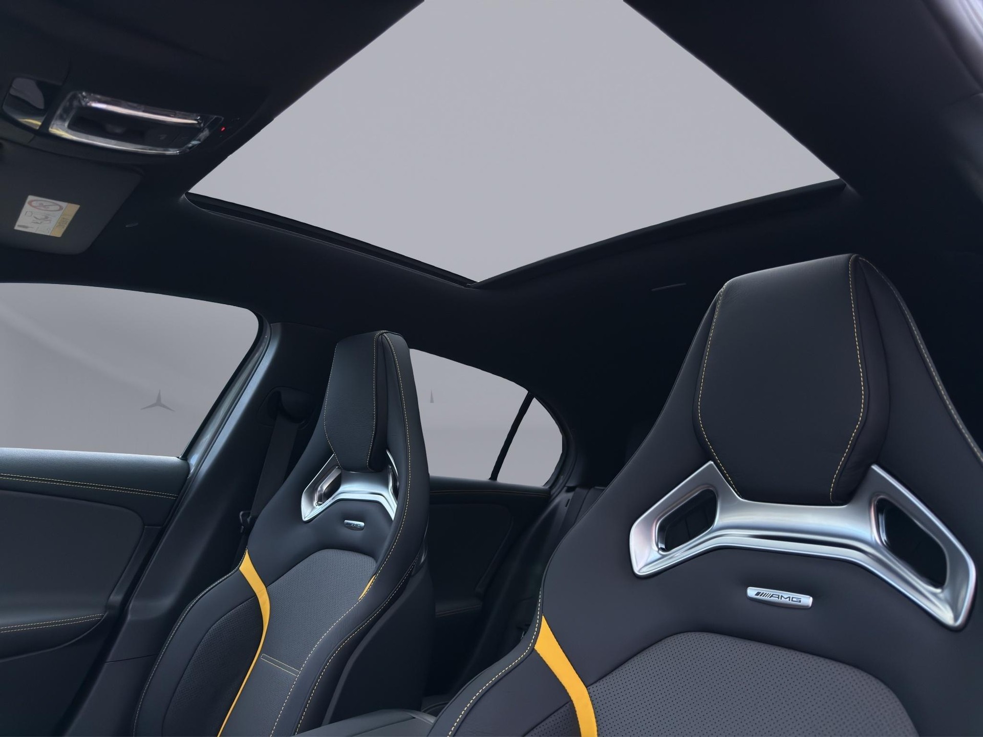 MERCEDES-BENZ A 45 S AMG 4matic+-image-19