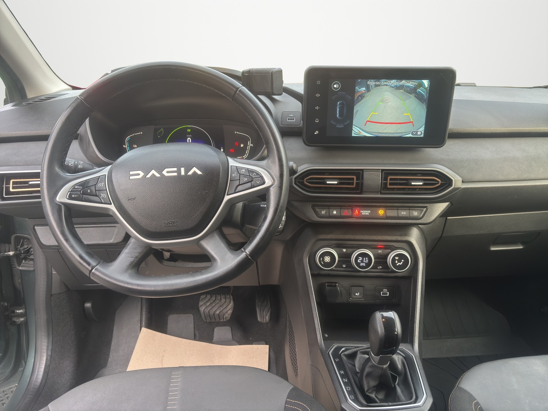 DACIA Jogger HEV 140 Extreme-image-11