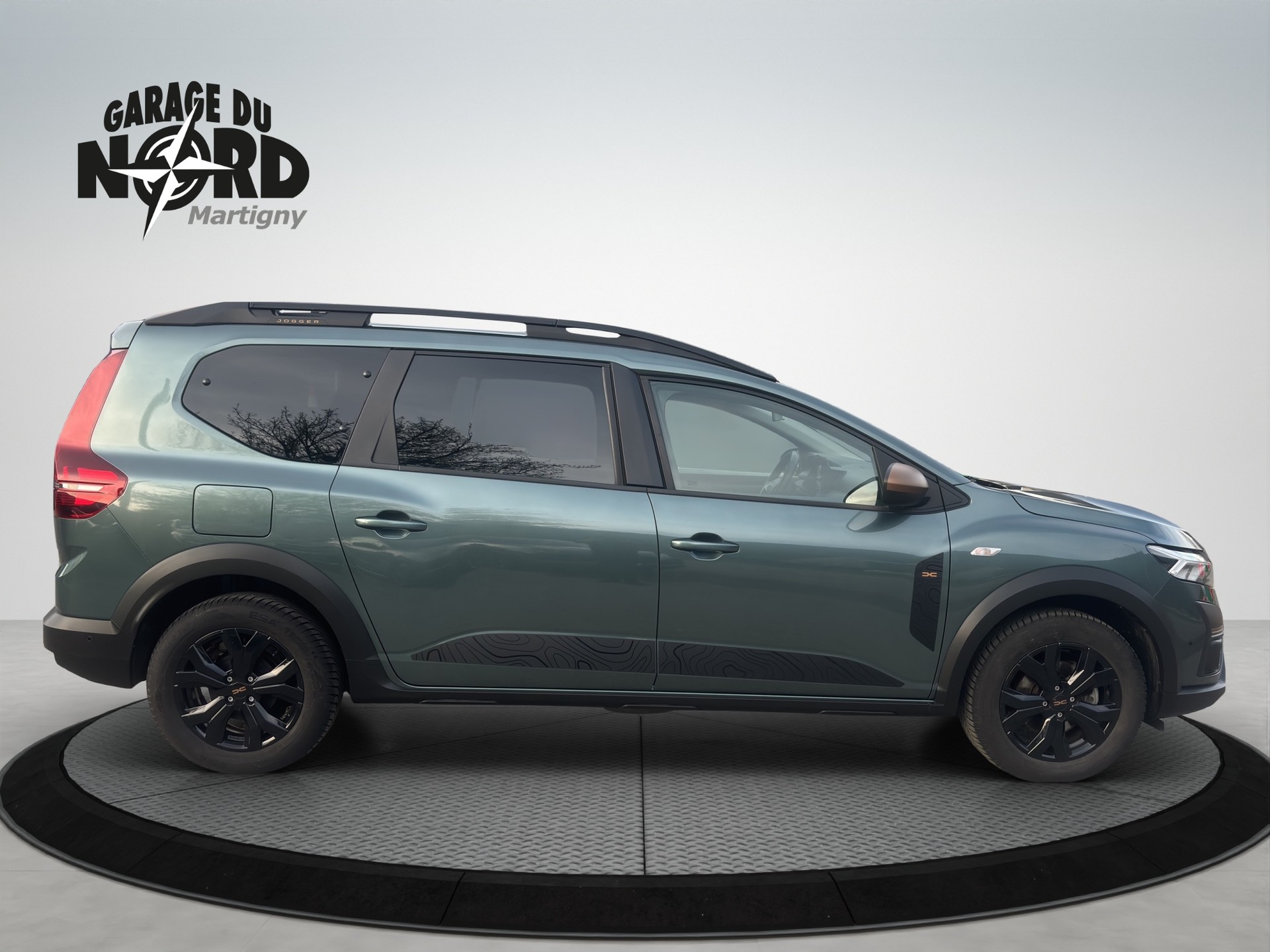 DACIA Jogger HEV 140 Extreme-image-6