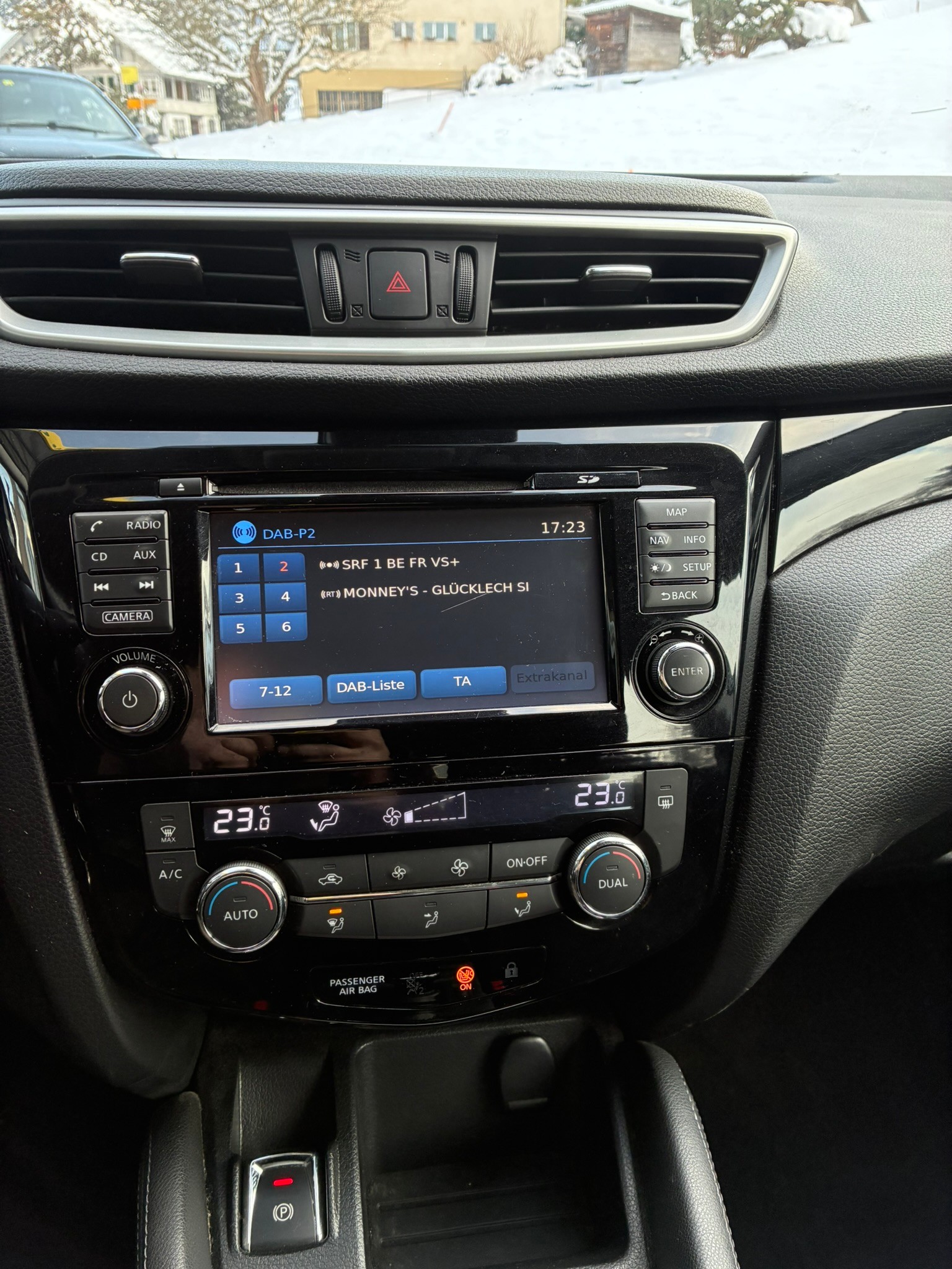 NISSAN Qashqai 1.6 dCi acenta ALL-MODE 4x4-image-7