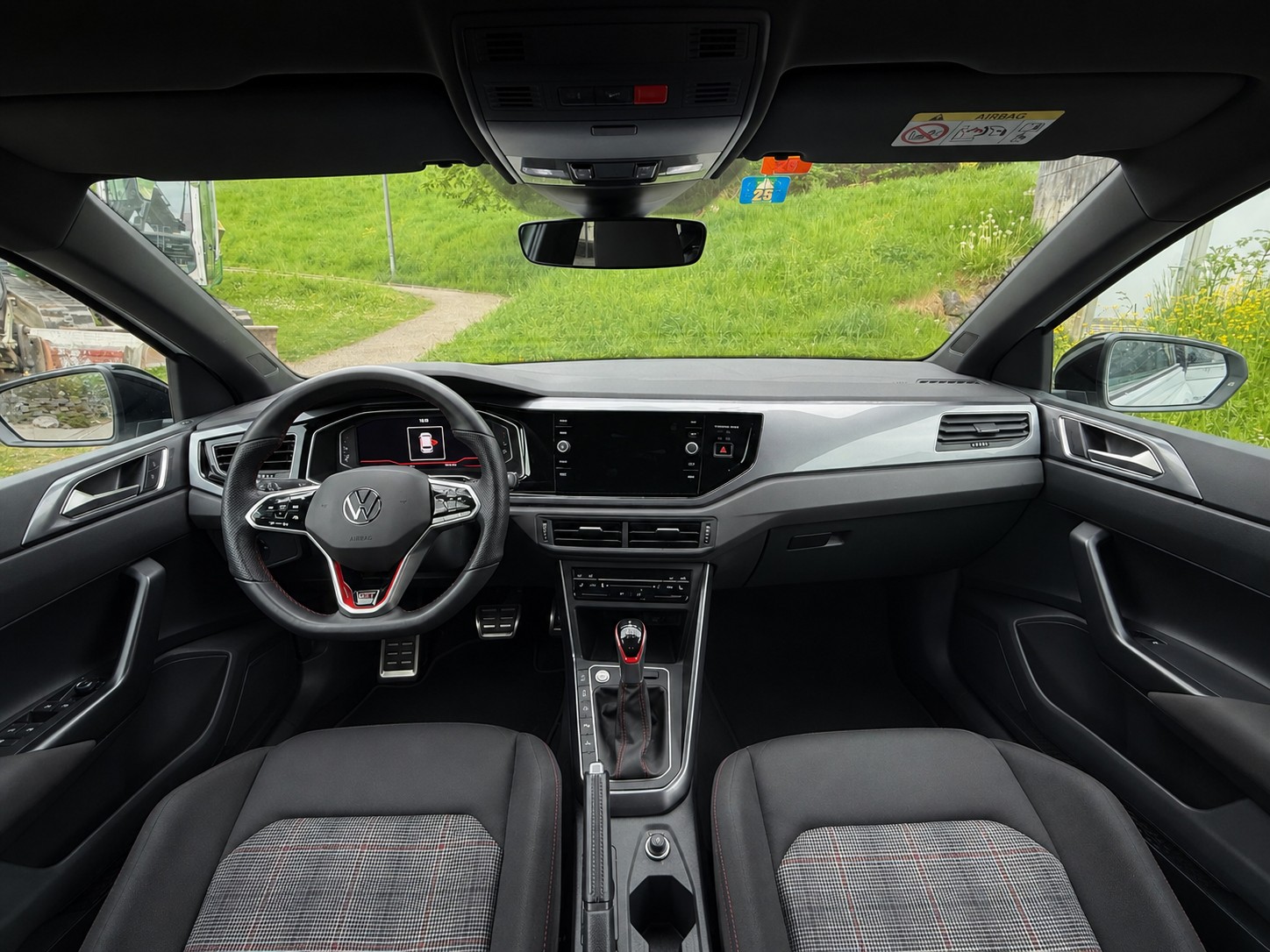 VW Polo 2.0 TSI GTI DSG-image-3